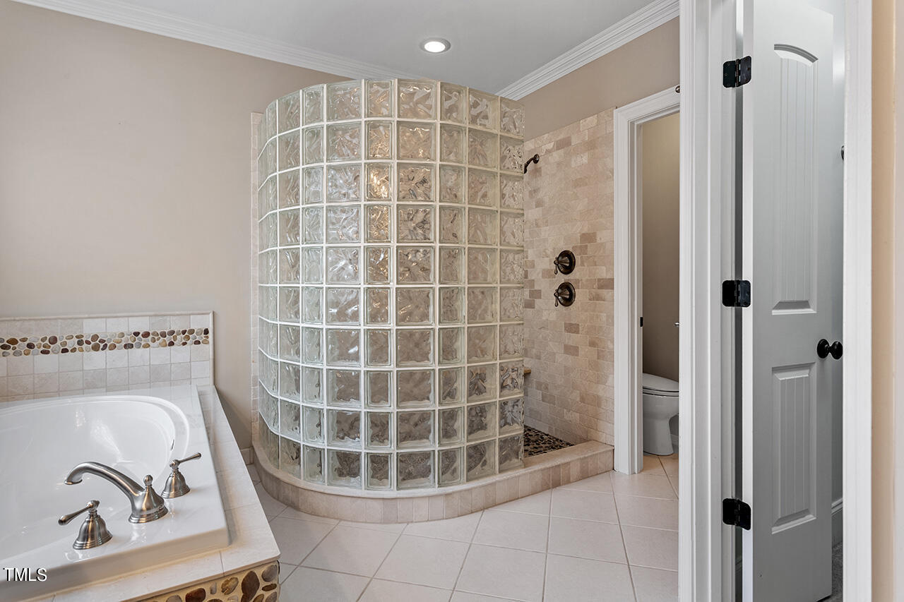 113 Witheridge Court Property Photo 26