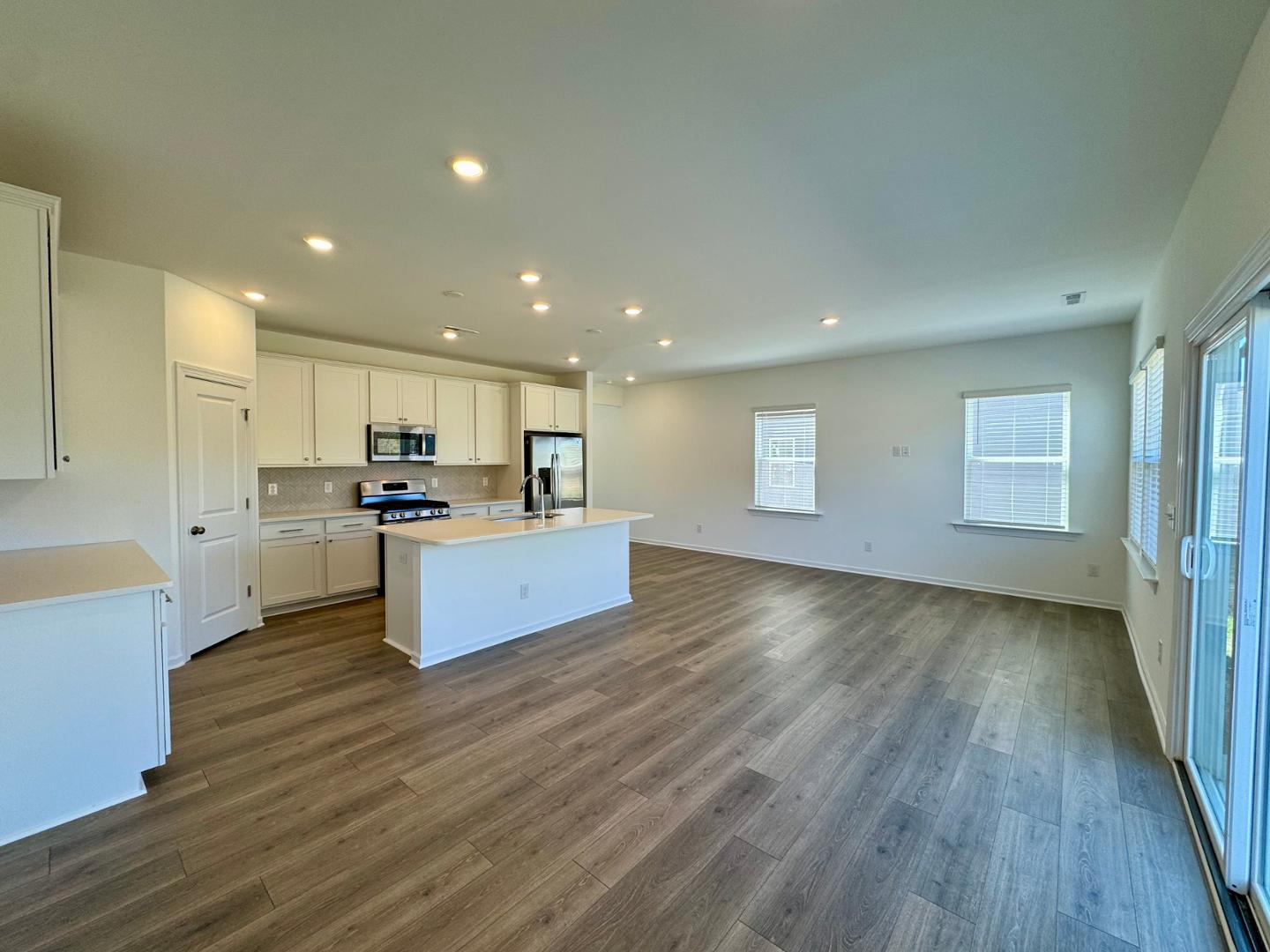 212 Sweetbay Tree Drive Property Photo 10