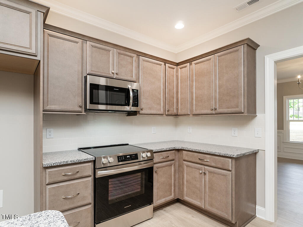 2074 Burch Bridge Road Property Photo 8