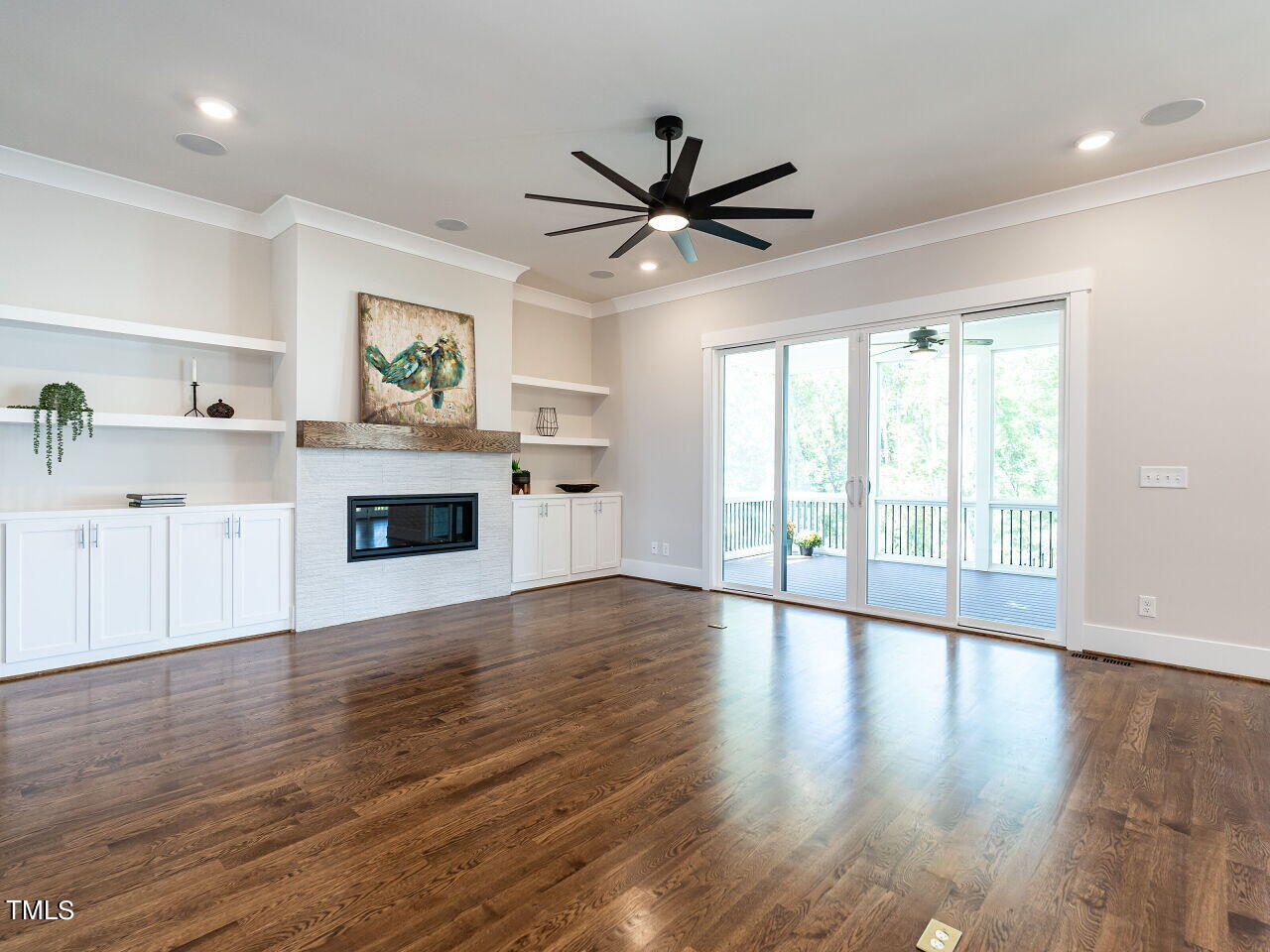 123 Cottage Way Property Photo 6