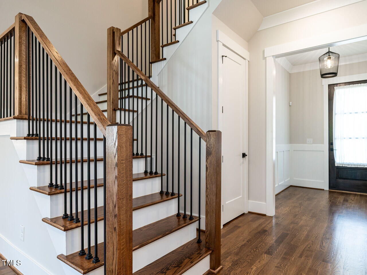 123 Cottage Way Property Photo 16