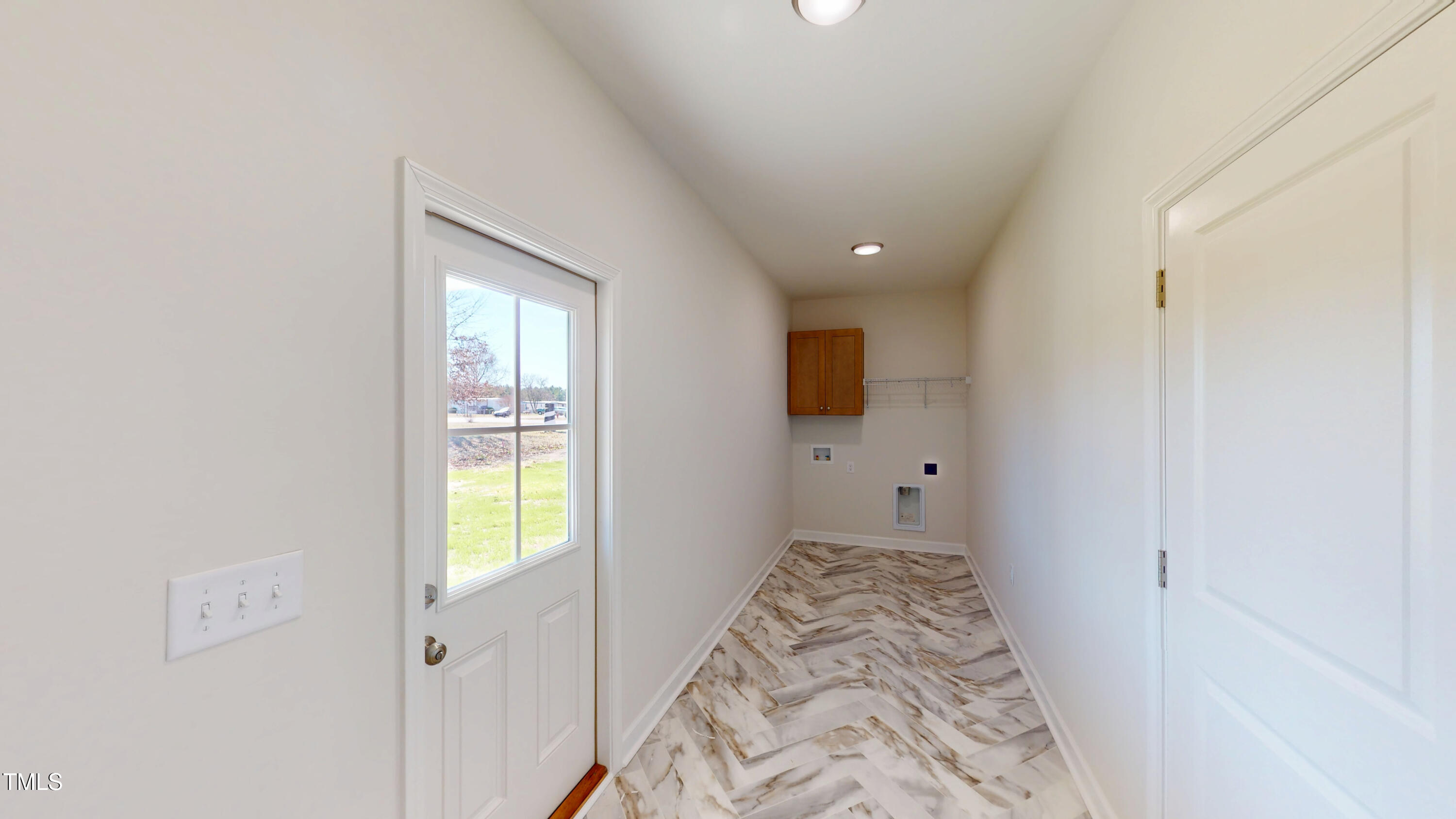 100 E Sillinger Drive Property Photo 15