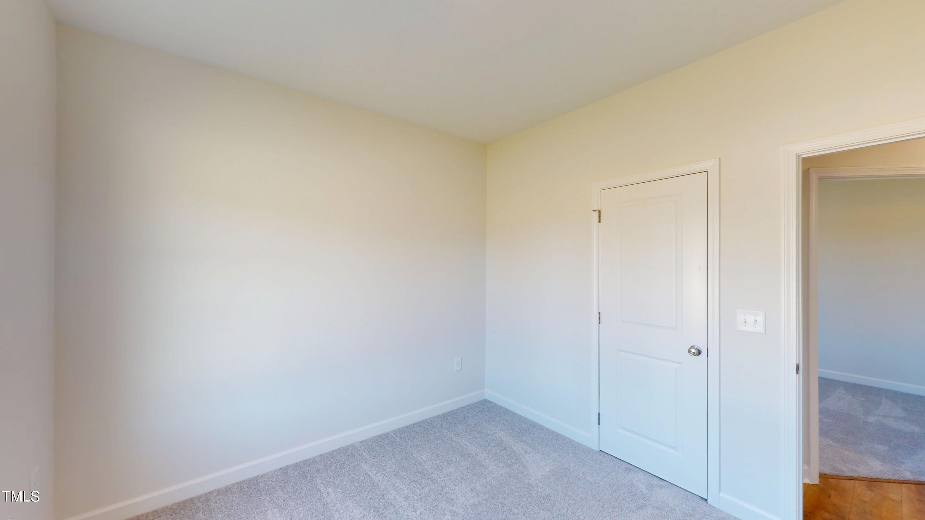100 E Sillinger Drive Property Photo 24