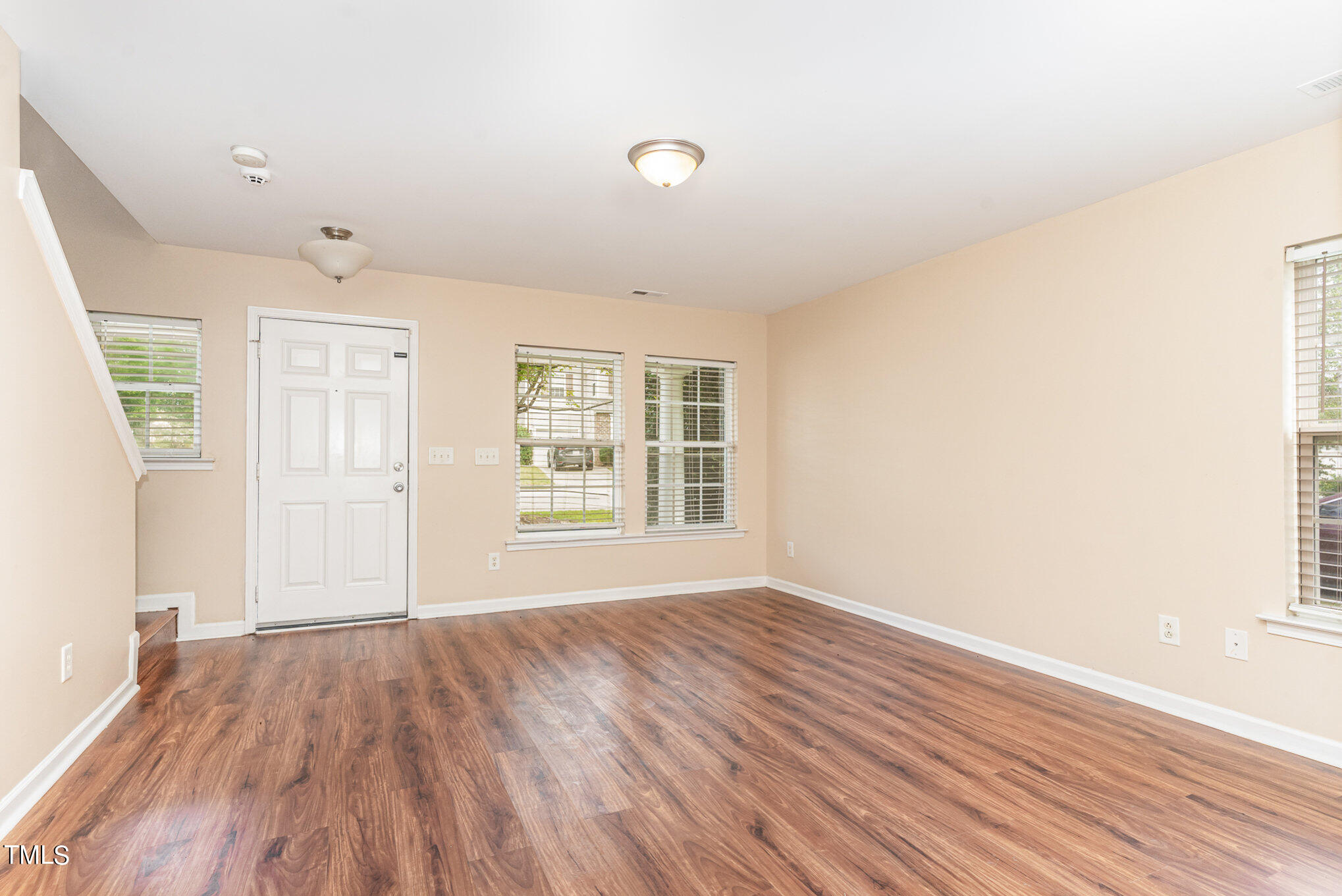 2537 Quarry Ridge Lane Property Photo 6