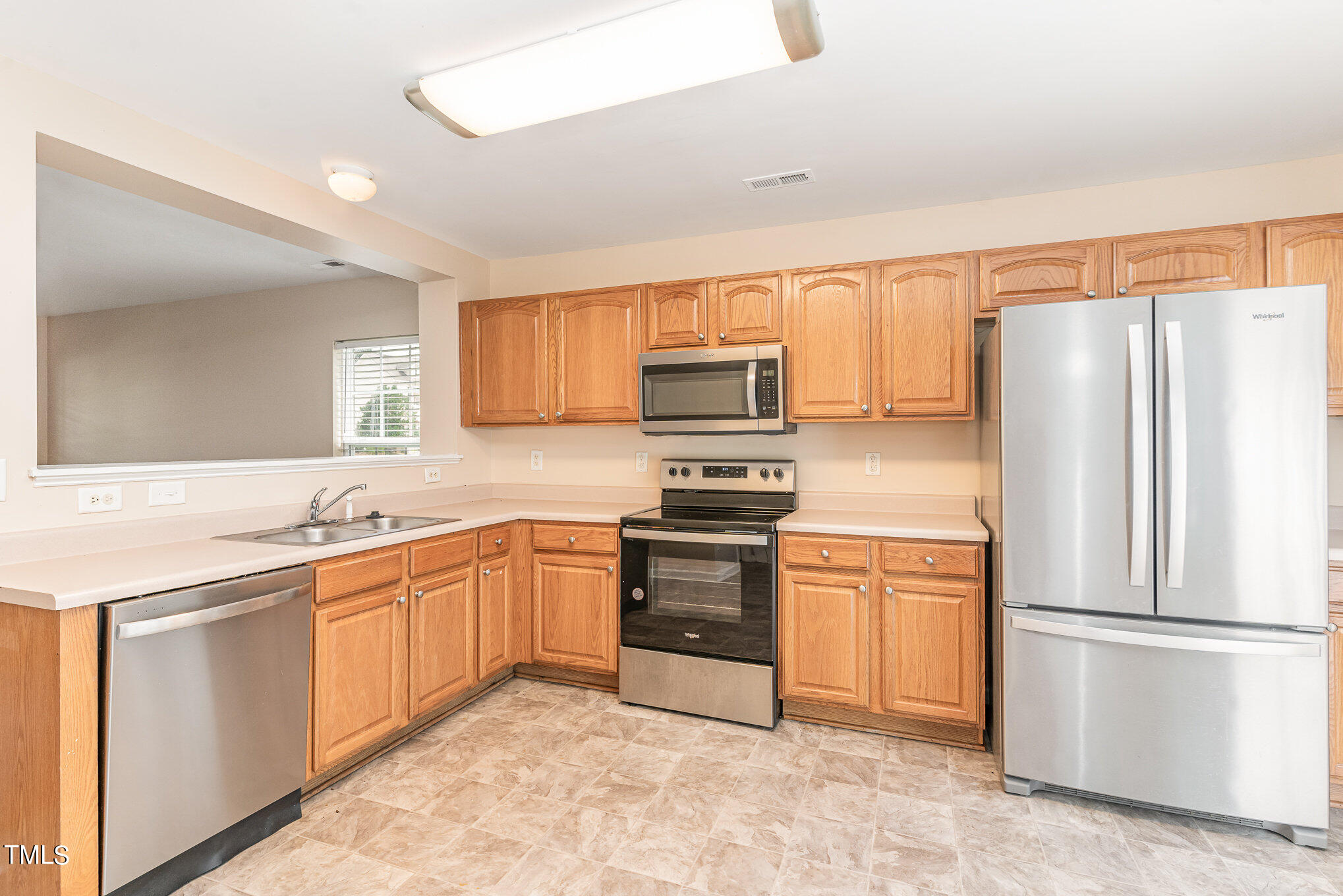 2537 Quarry Ridge Lane Property Photo 12