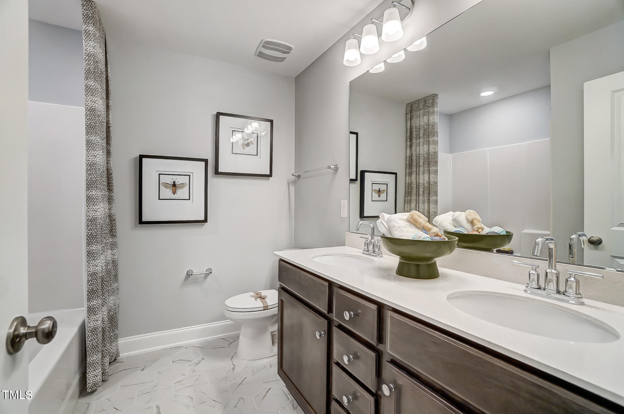 170 Aberdeen Property Photo 22