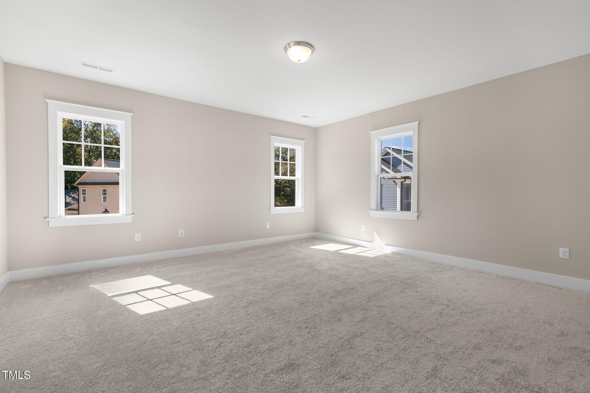 1029 Whitehall Circle Property Photo 30
