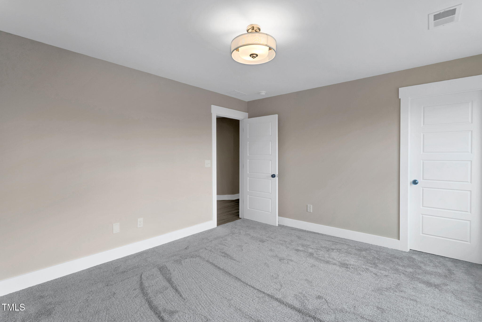 1125 Brookfield Drive Property Photo 25