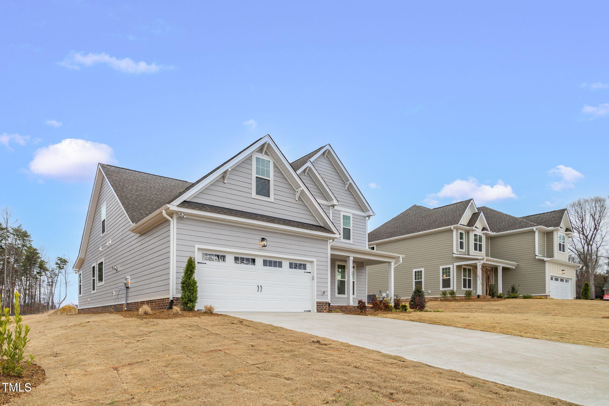 1129 Brookfield Drive Property Photo 3