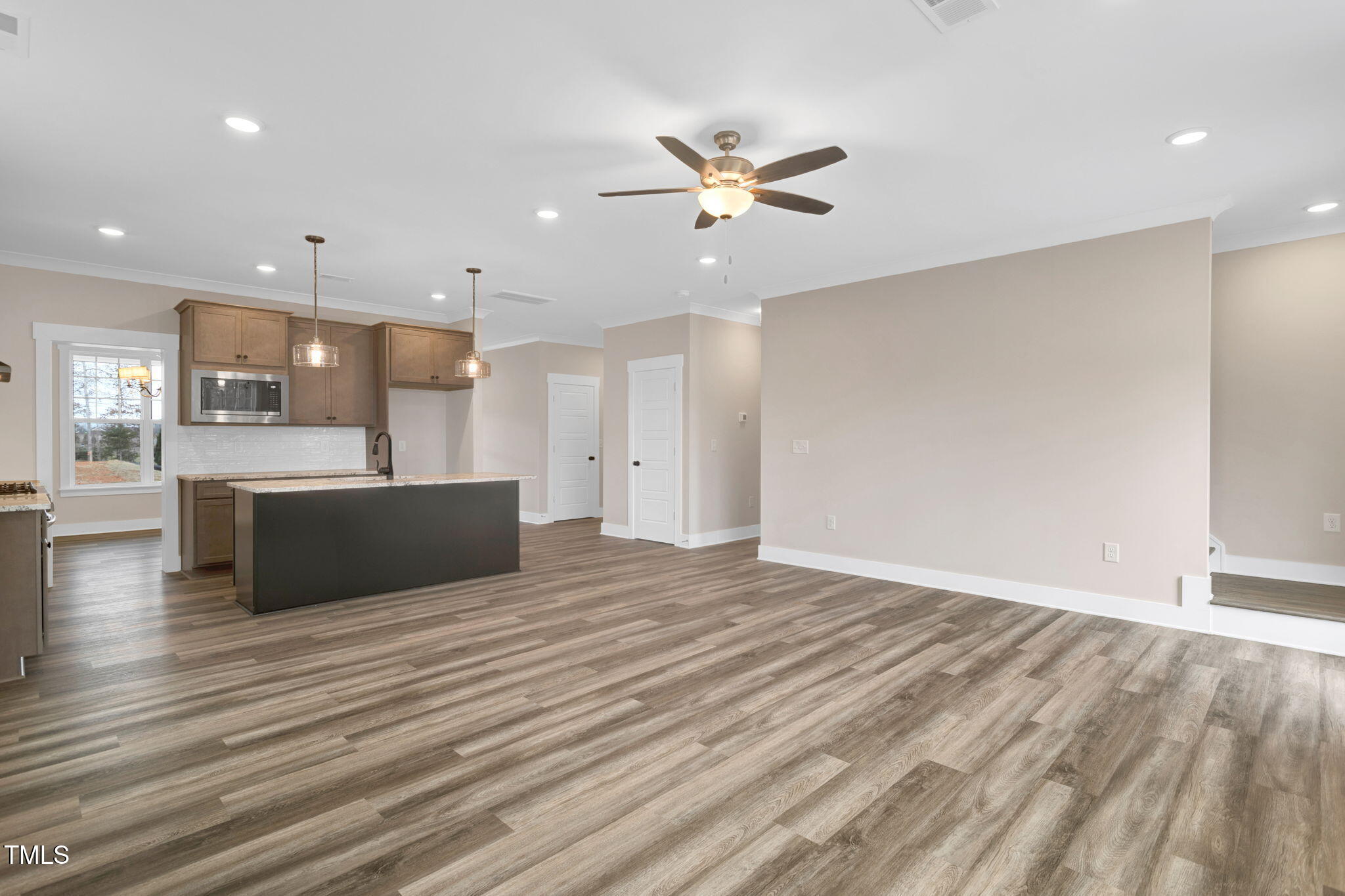 1129 Brookfield Drive Property Photo 10