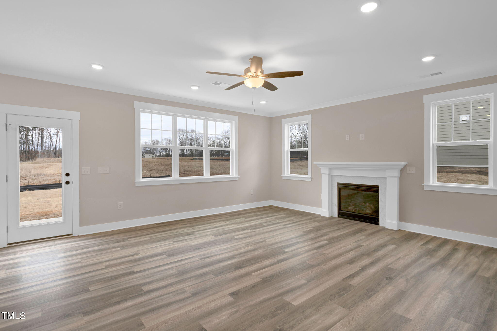 1129 Brookfield Drive Property Photo 12