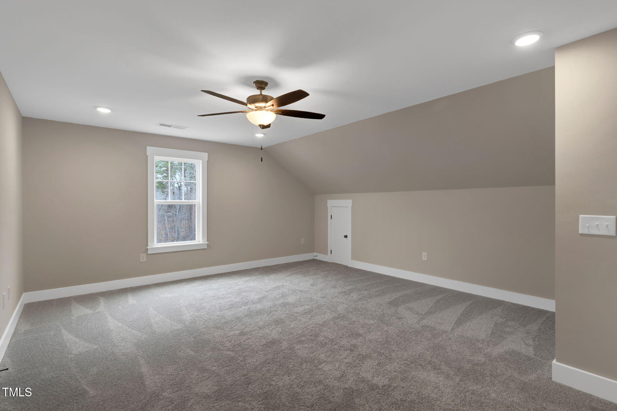 1129 Brookfield Drive Property Photo 25