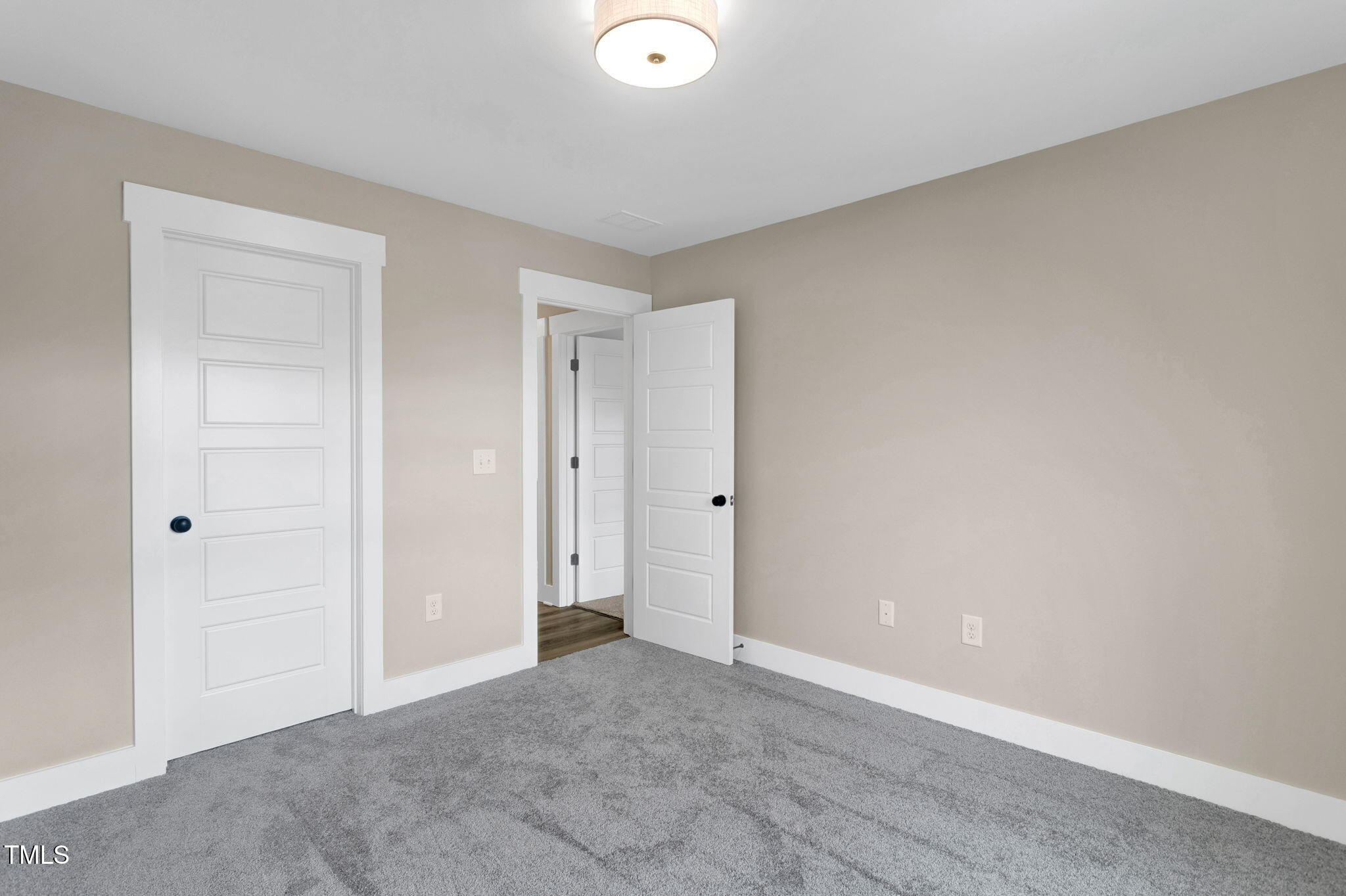 1129 Brookfield Drive Property Photo 35