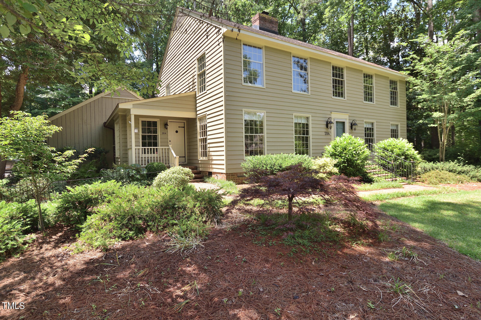204 Candlewood Road Property Photo 3