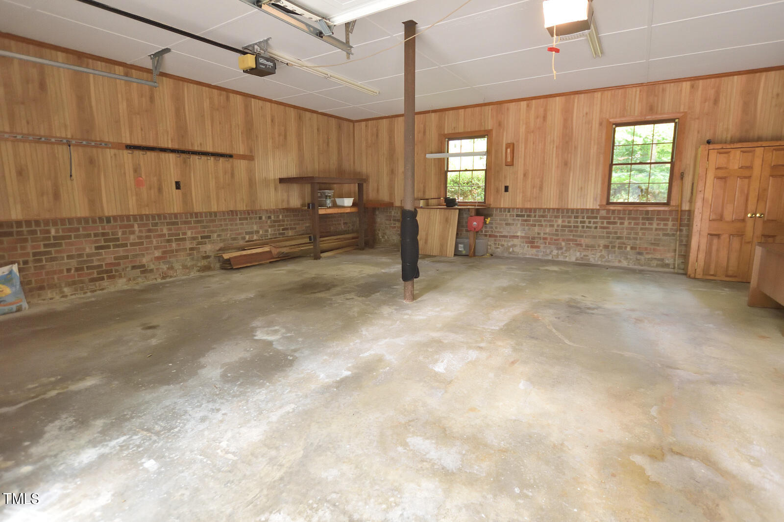 204 Candlewood Road Property Photo 7