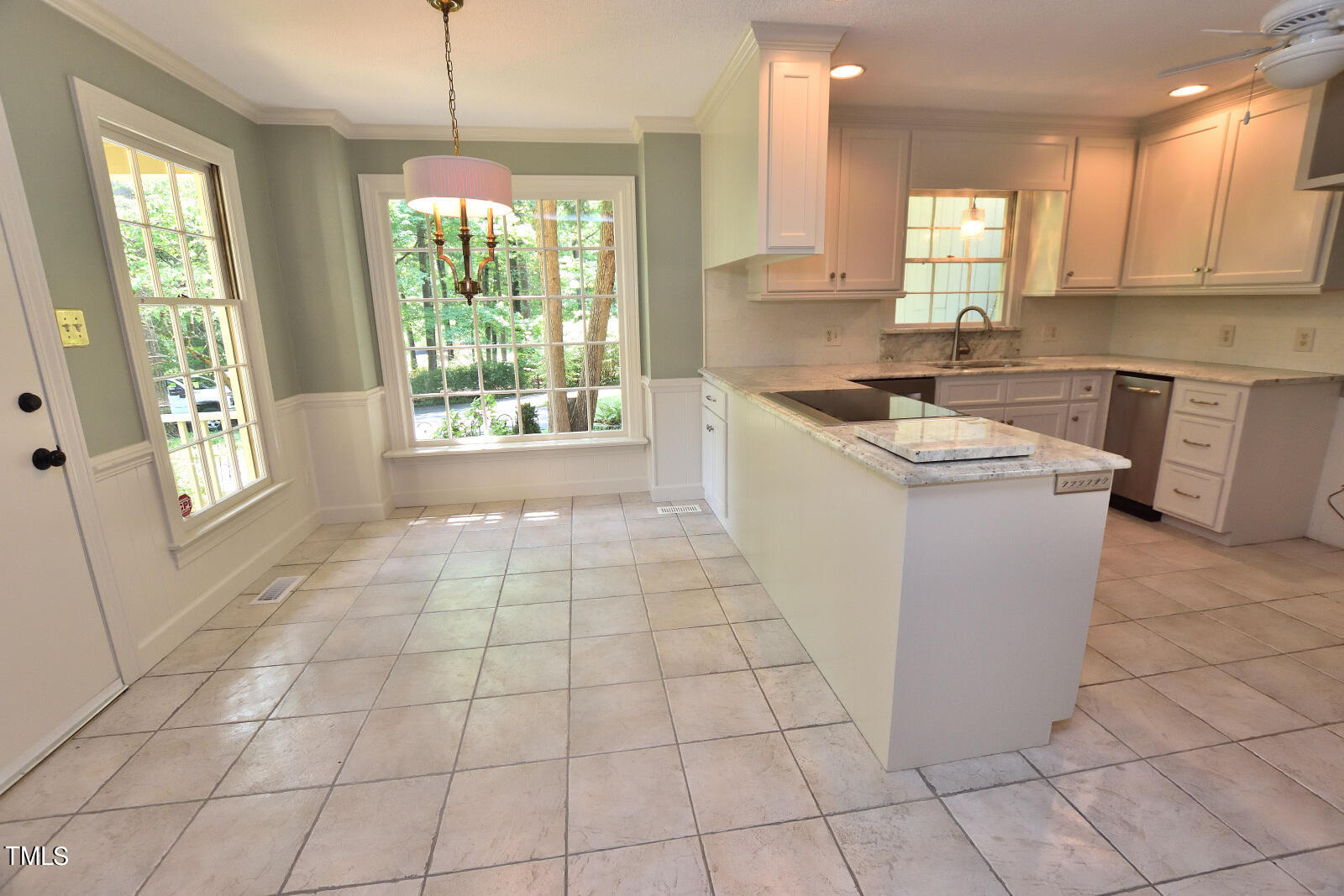 204 Candlewood Road Property Photo 24