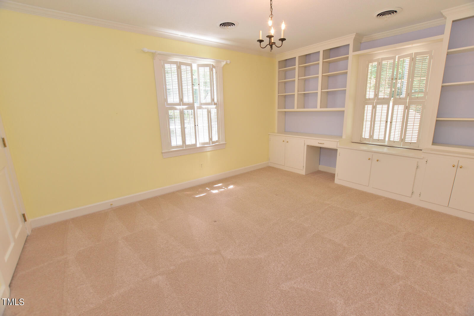 204 Candlewood Road Property Photo 38