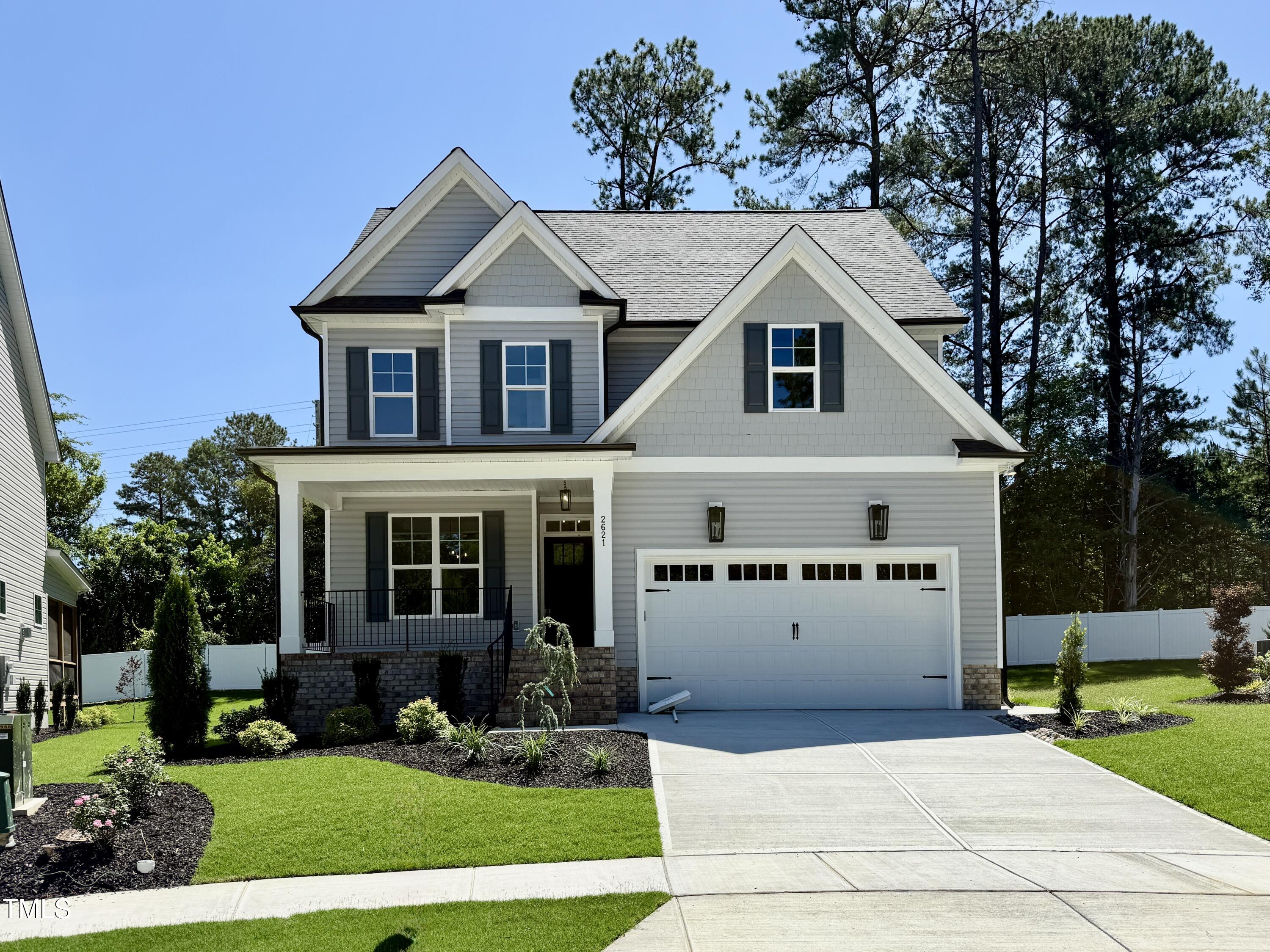 2621 Silver Gate Court Property Photo 1