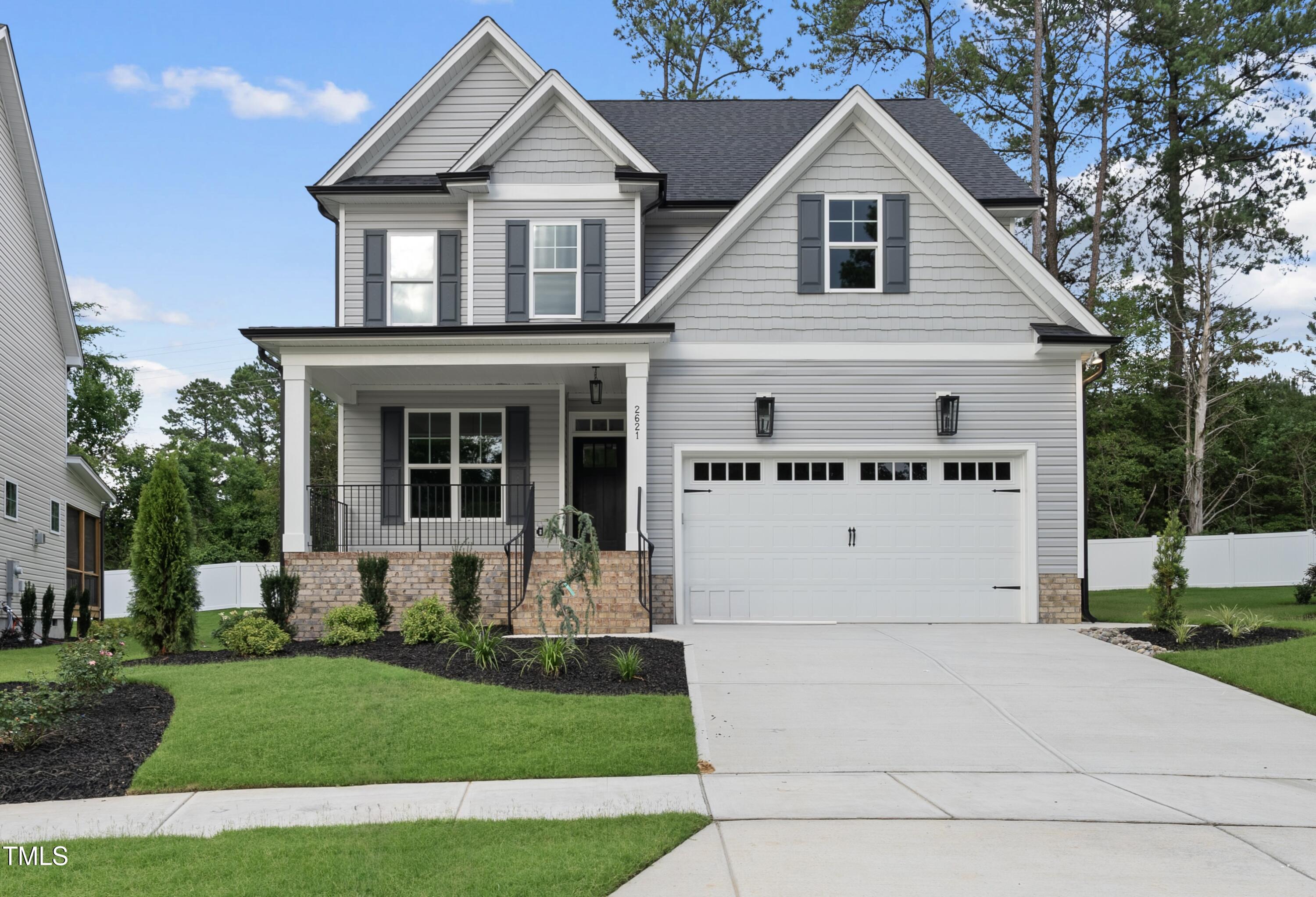 2621 Silver Gate Court Property Photo 1