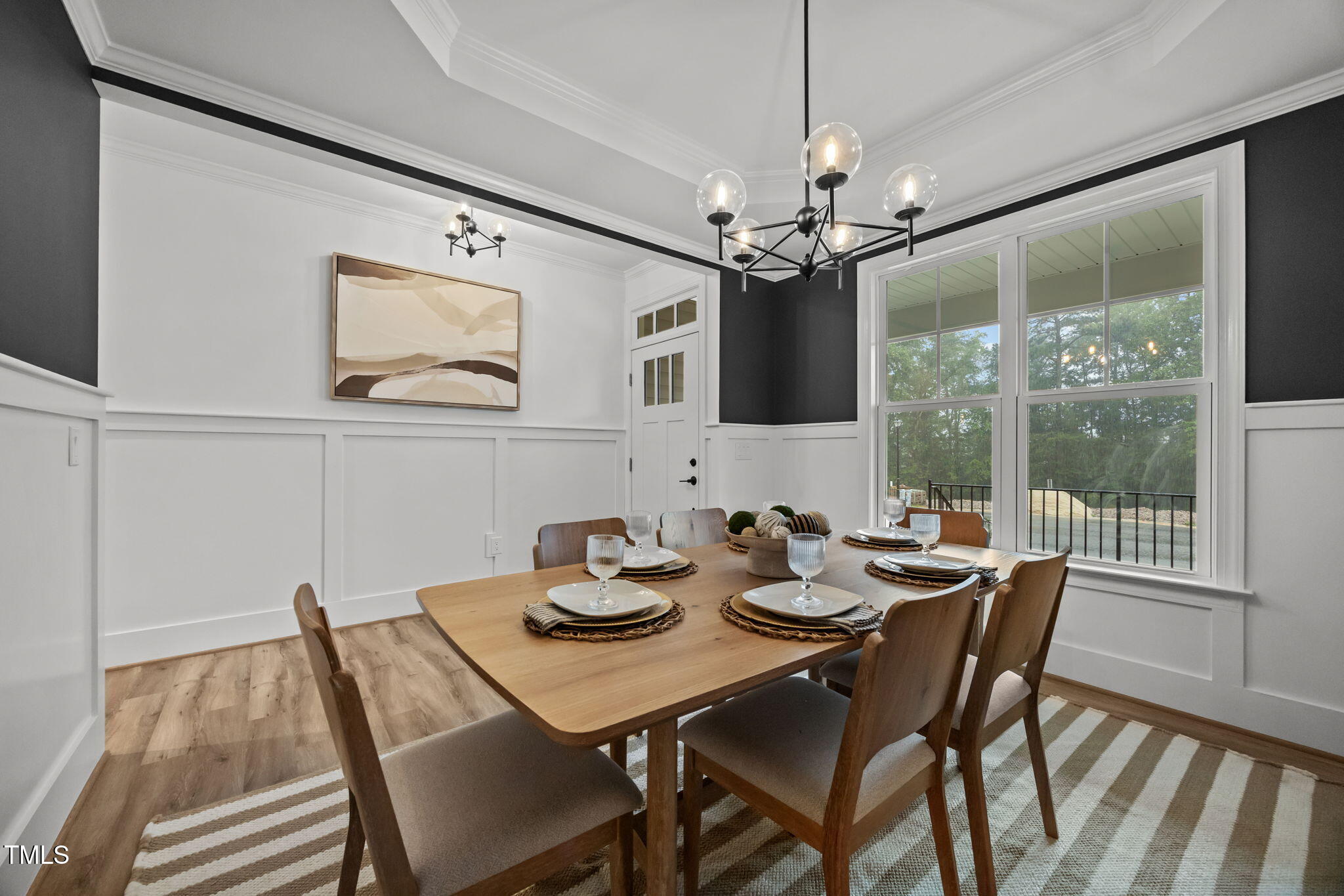 2621 Silver Gate Court Property Photo 3