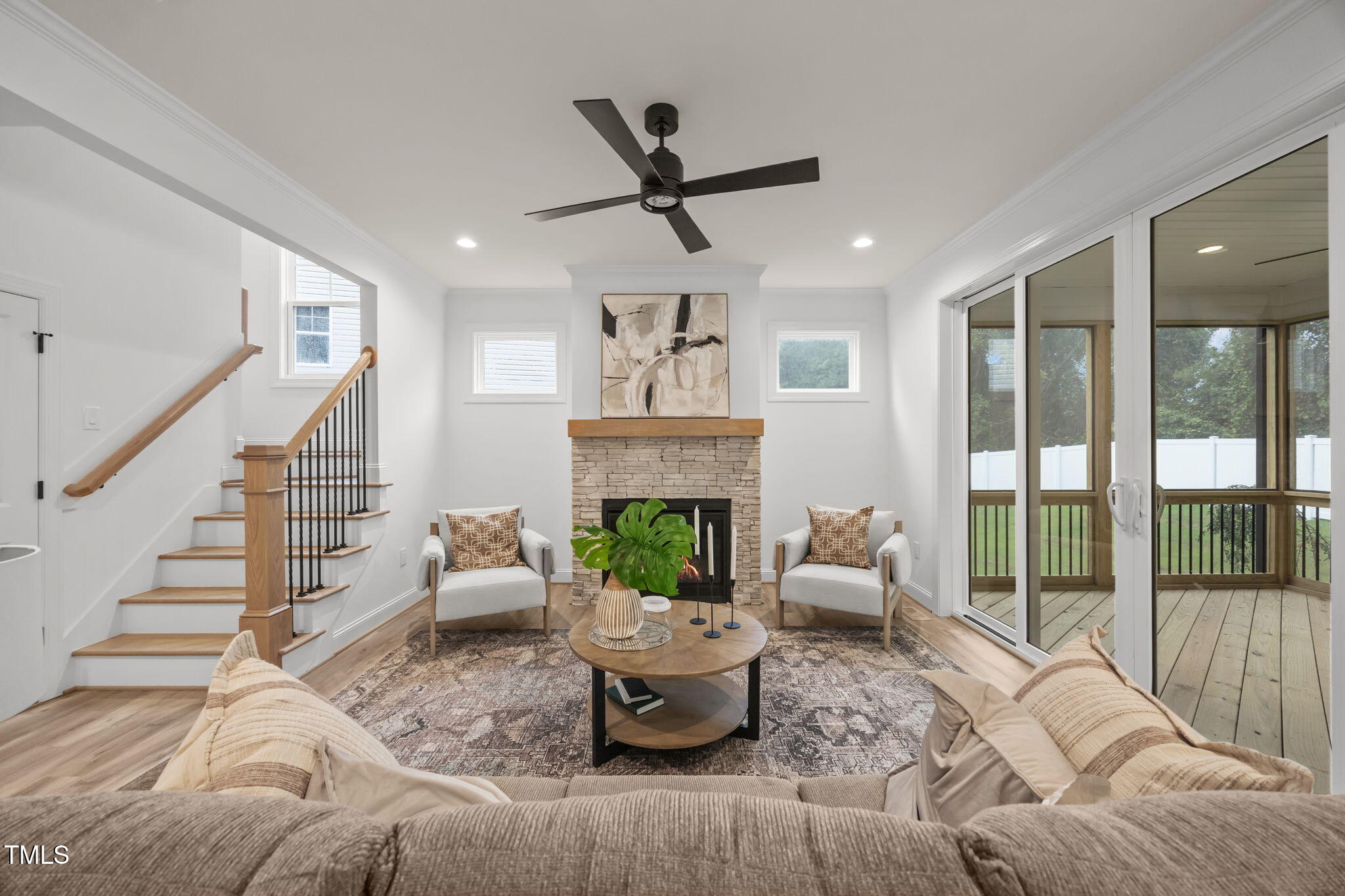 2621 Silver Gate Court Property Photo 11