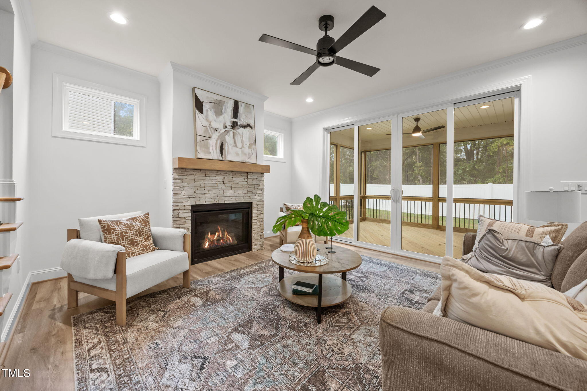 2621 Silver Gate Court Property Photo 12