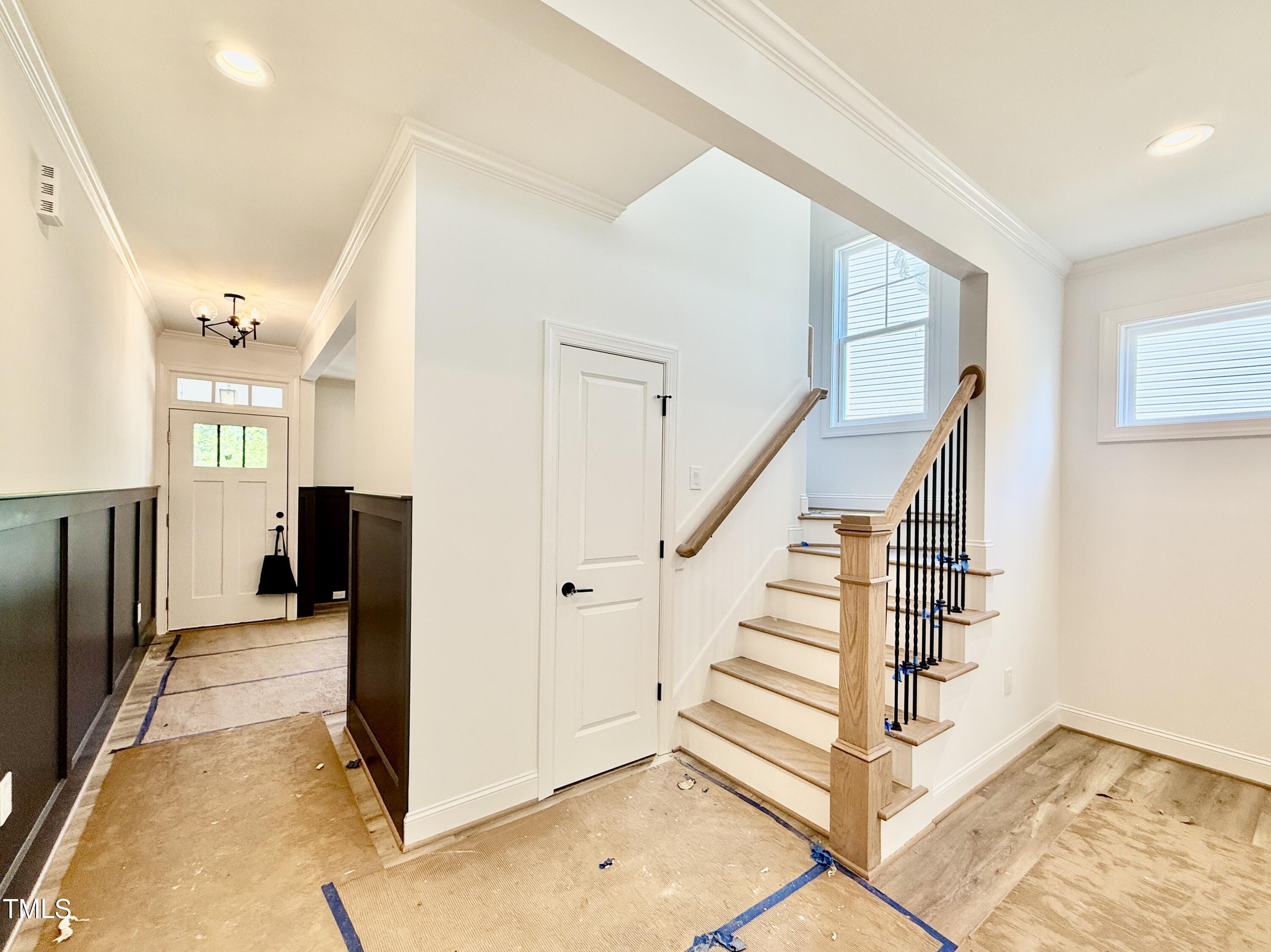 2621 Silver Gate Court Property Photo 16