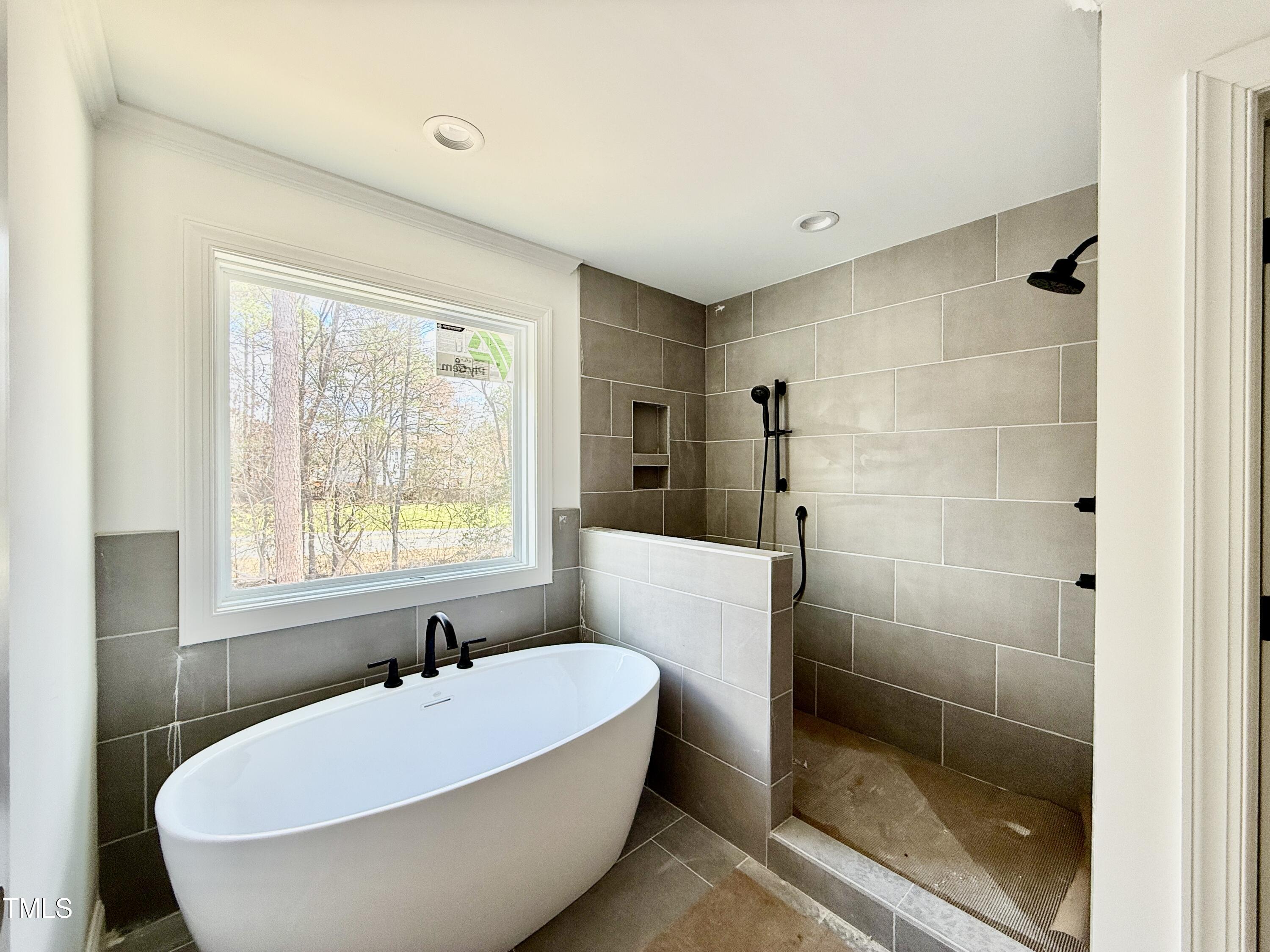 2621 Silver Gate Court Property Photo 18