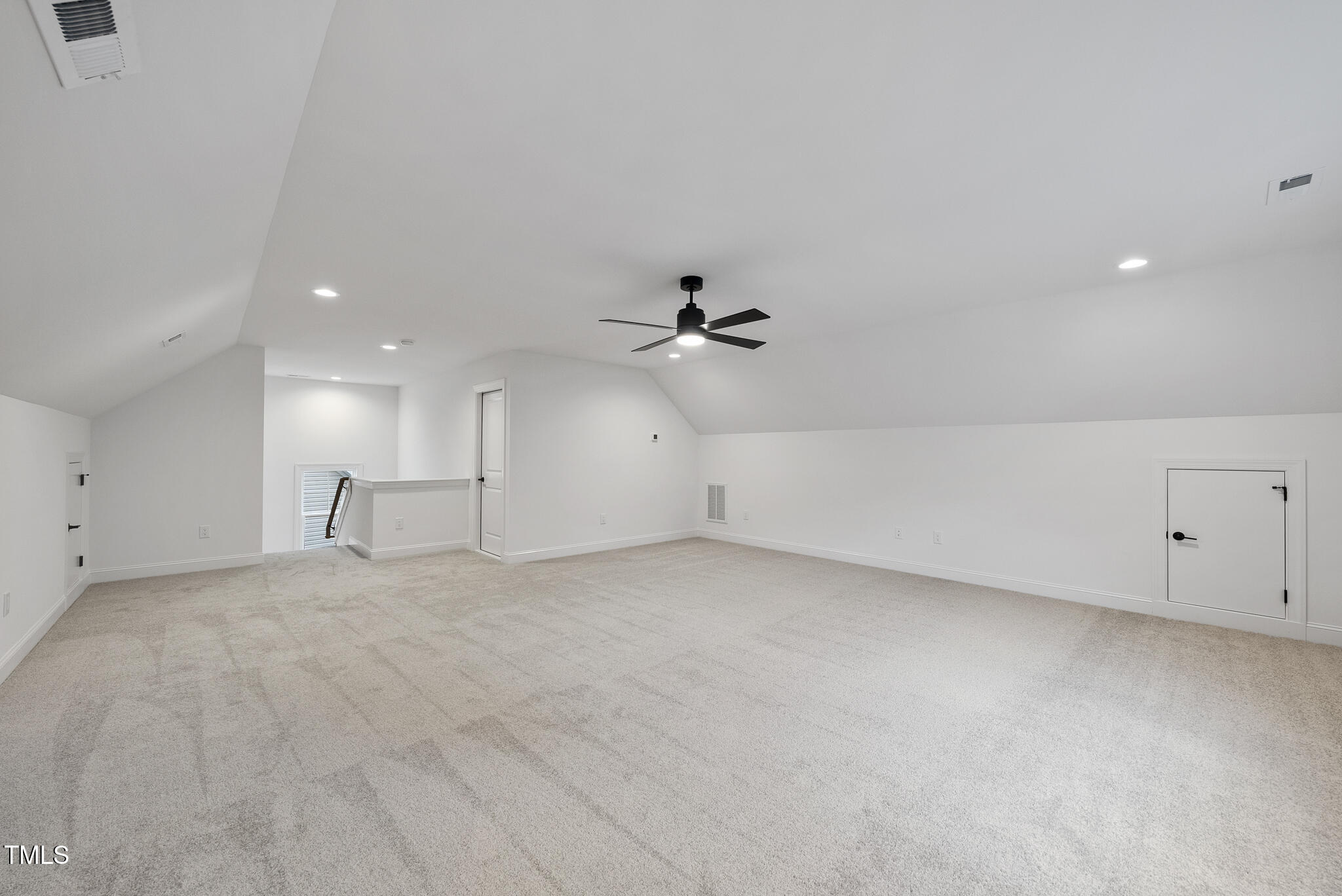 2621 Silver Gate Court Property Photo 30