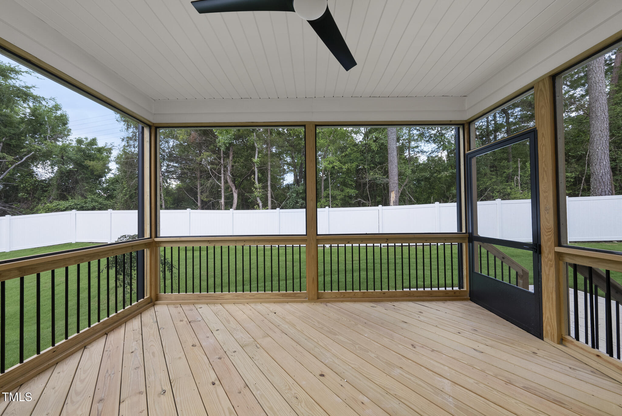 2621 Silver Gate Court Property Photo 34