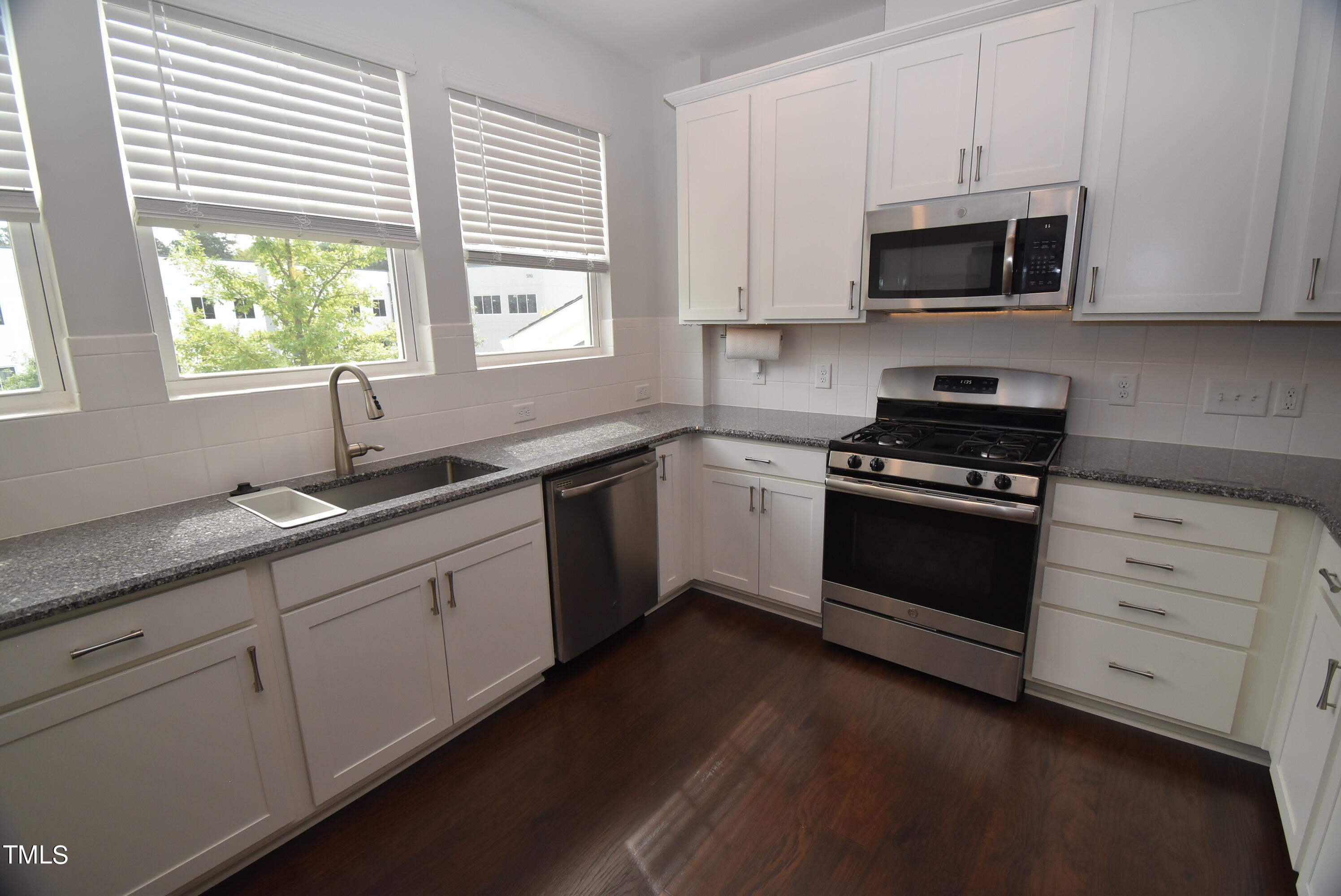 725 Traditions Grande Boulevard Property Photo 4