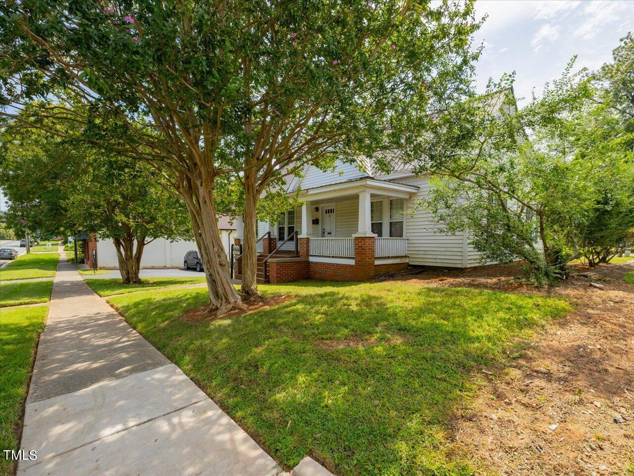 140 & 148 East Street Property Photo 9