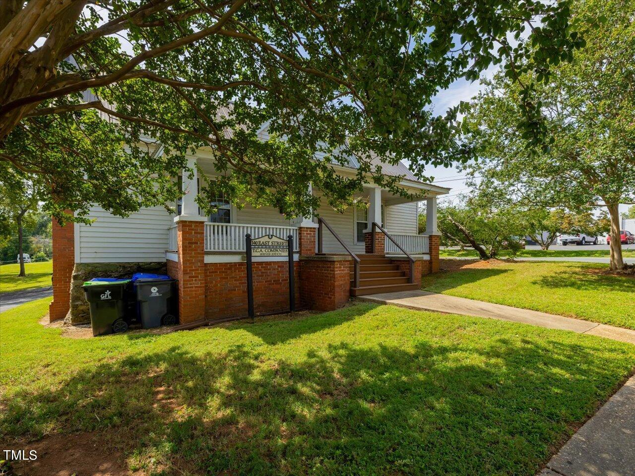 140 & 148 East Street Property Photo 10