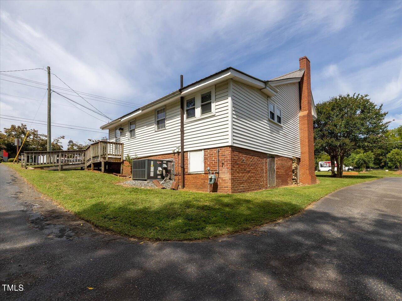 140 & 148 East Street Property Photo 26