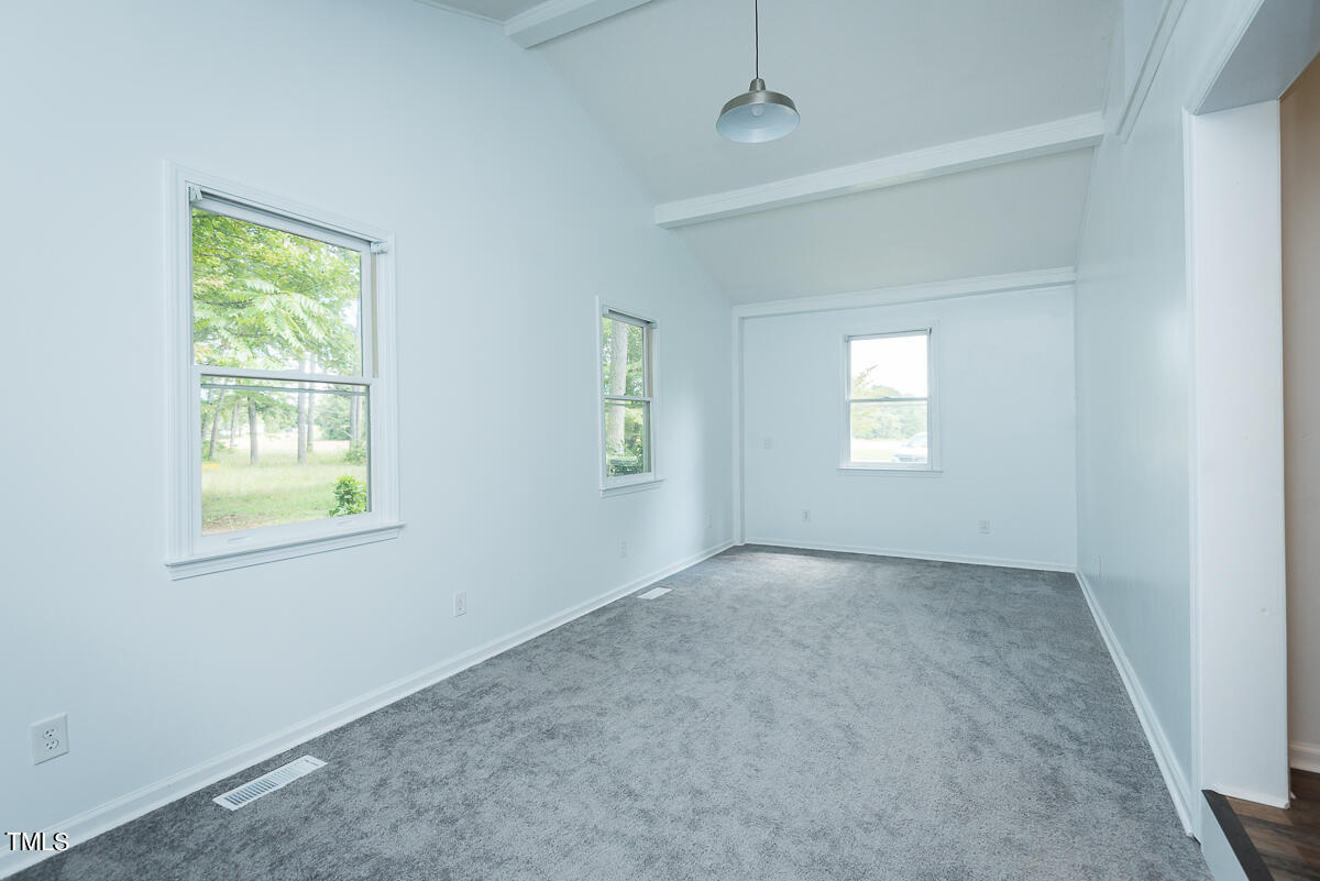 683 Baynes Road Property Photo 4