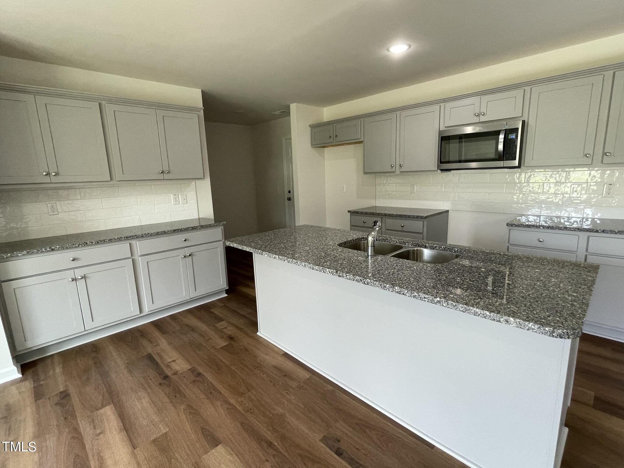152 Lotus Avenue Property Photo 4