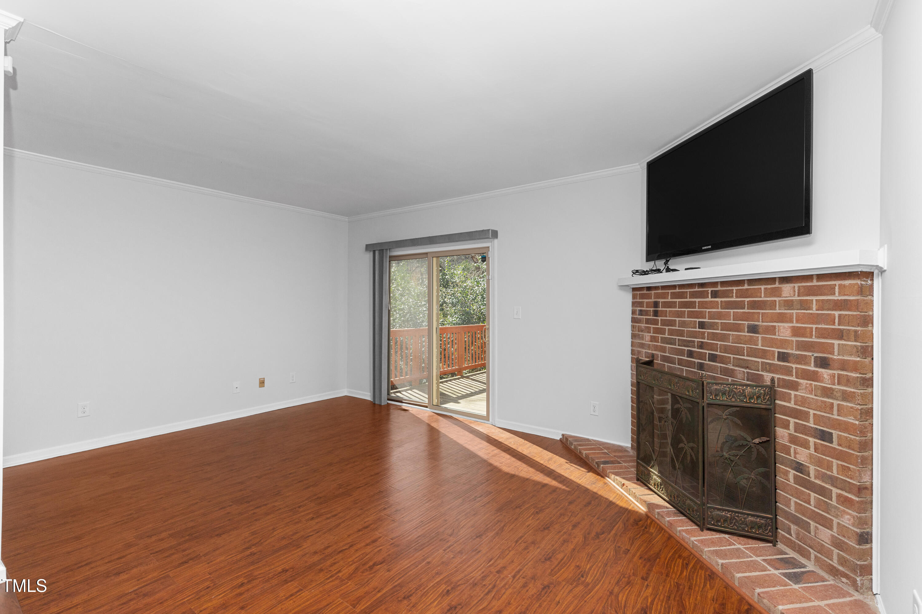 6413 English Oaks Drive Property Photo 8