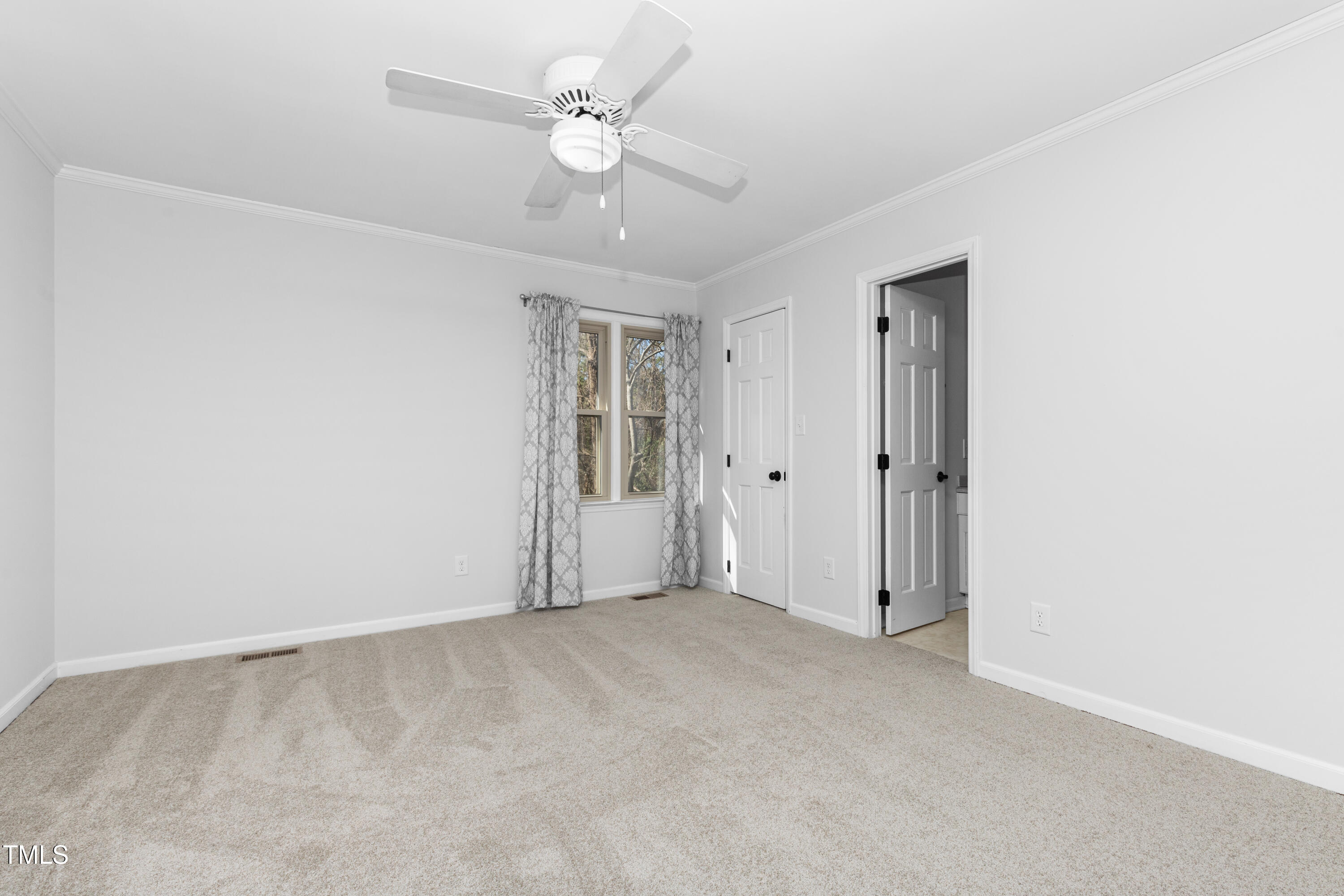 6413 English Oaks Drive Property Photo 20