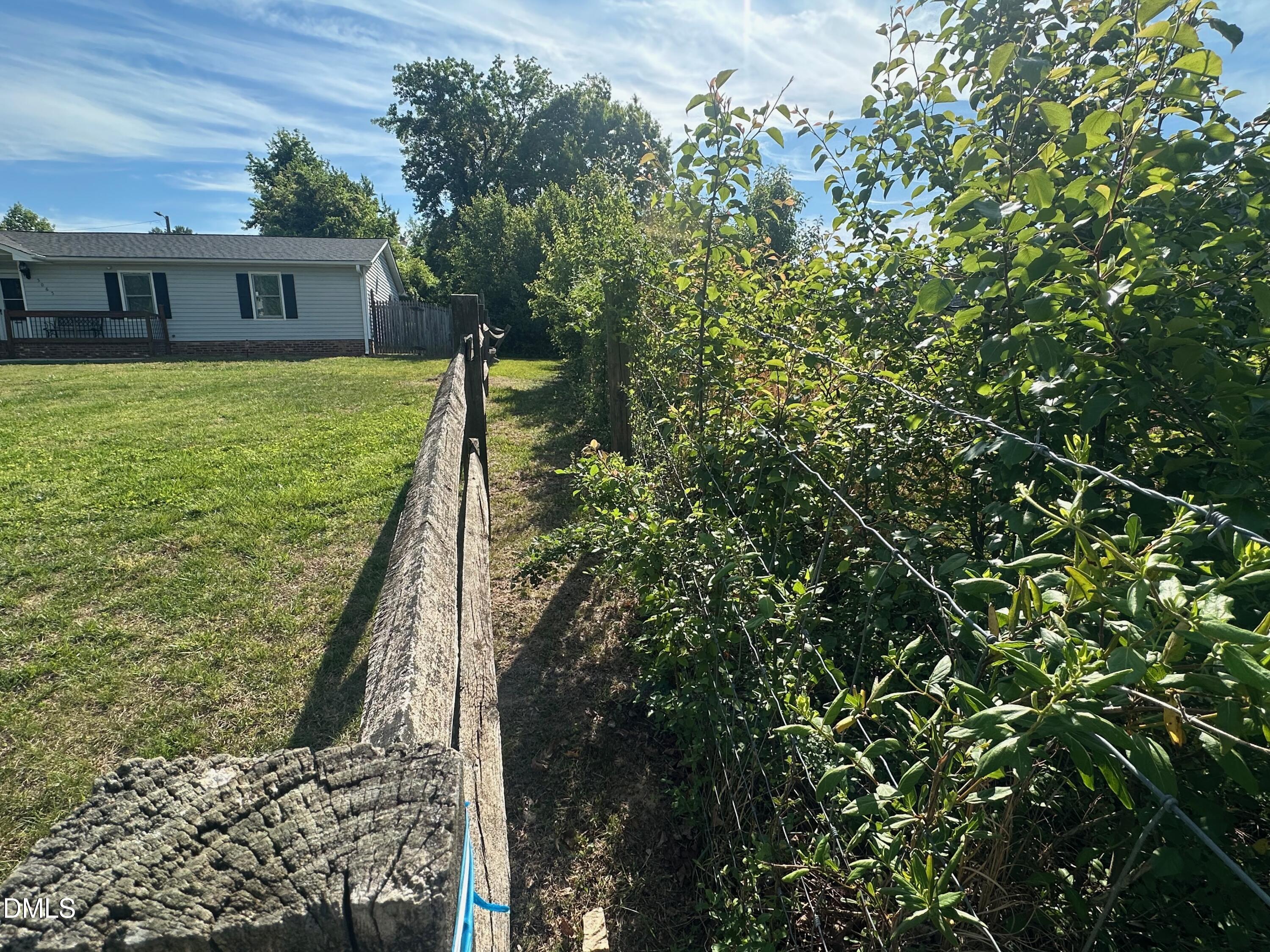 5061 Ozark Road Property Photo 1