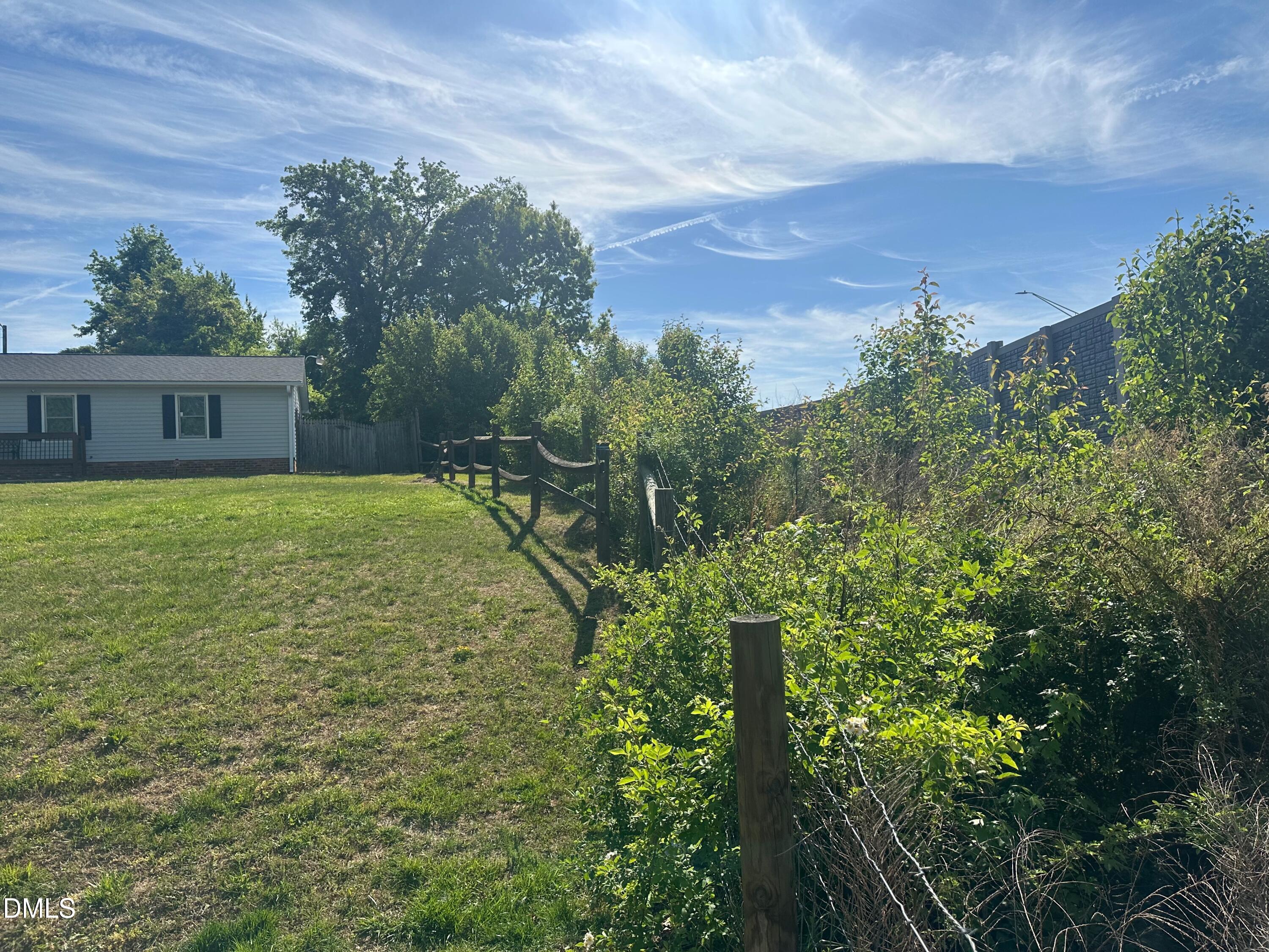 5061 Ozark Road Property Photo 2