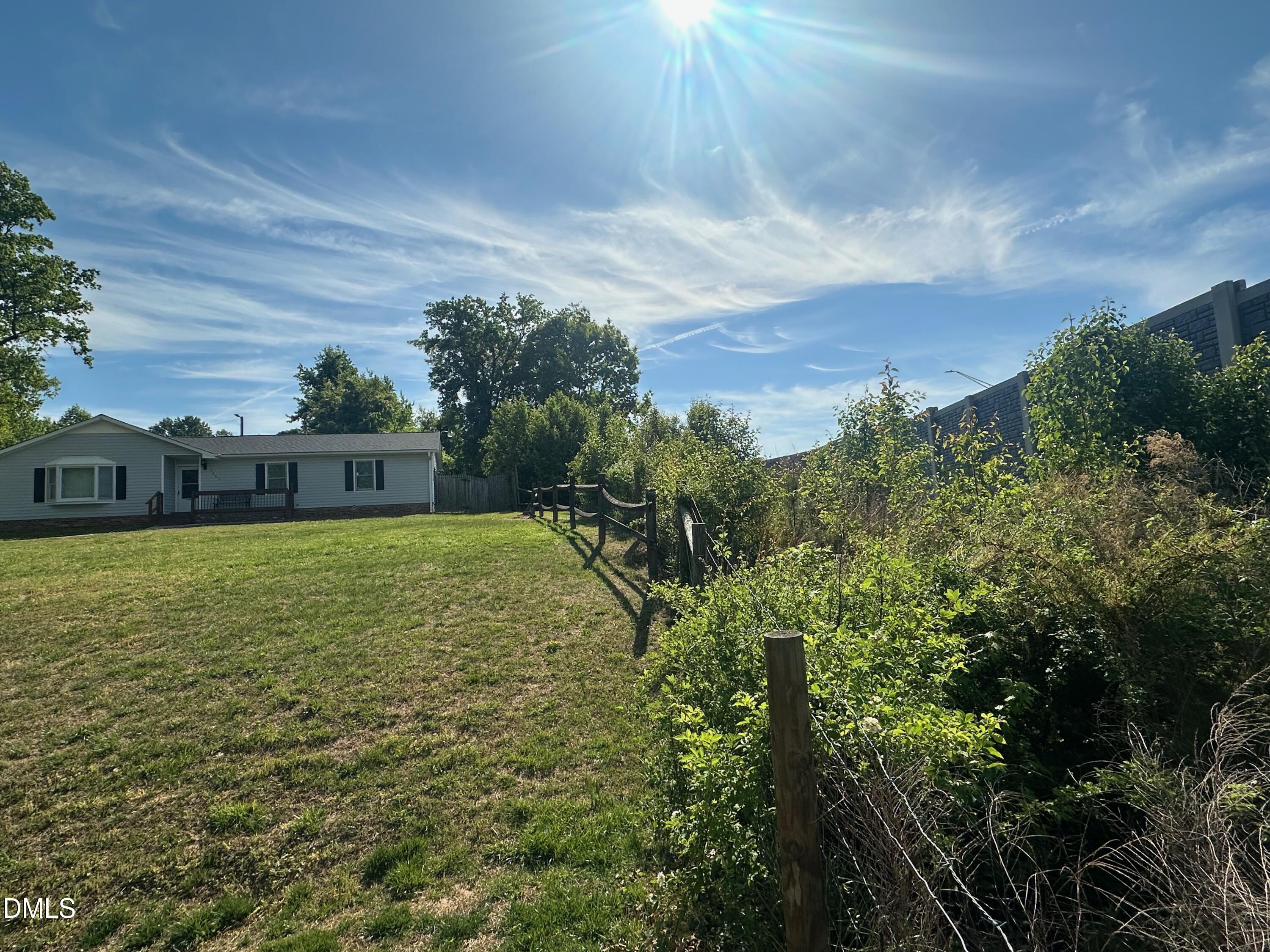 5061 Ozark Road Property Photo 3