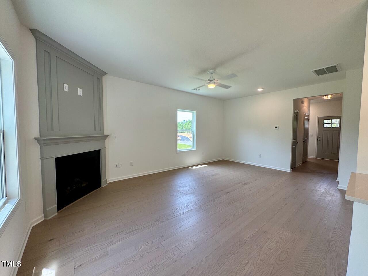 235 Grand Griffon Way Property Photo 8
