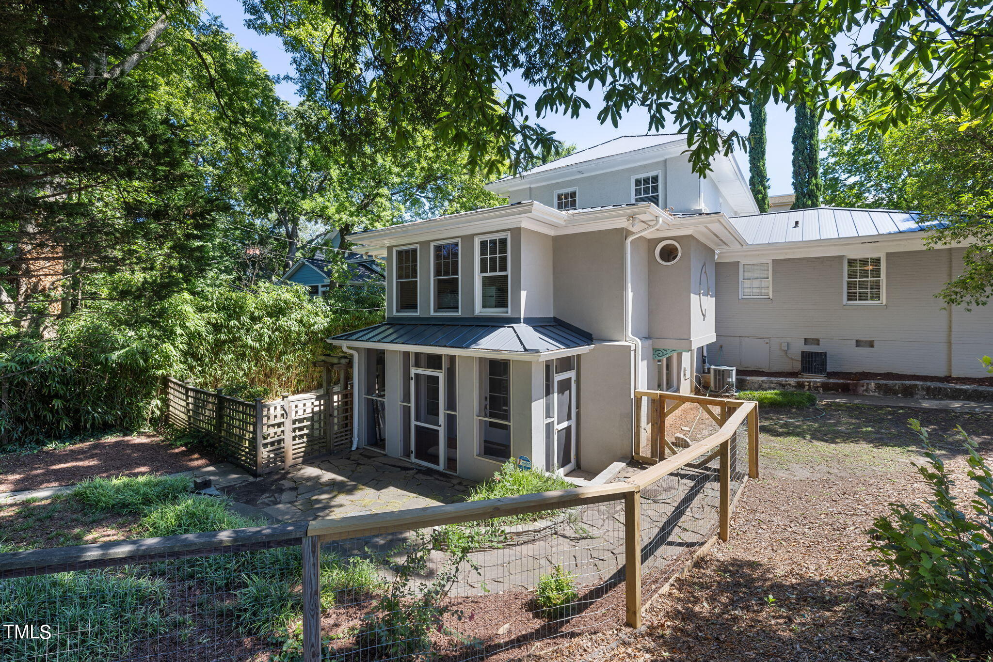 1803 White Oak Road Property Photo 27