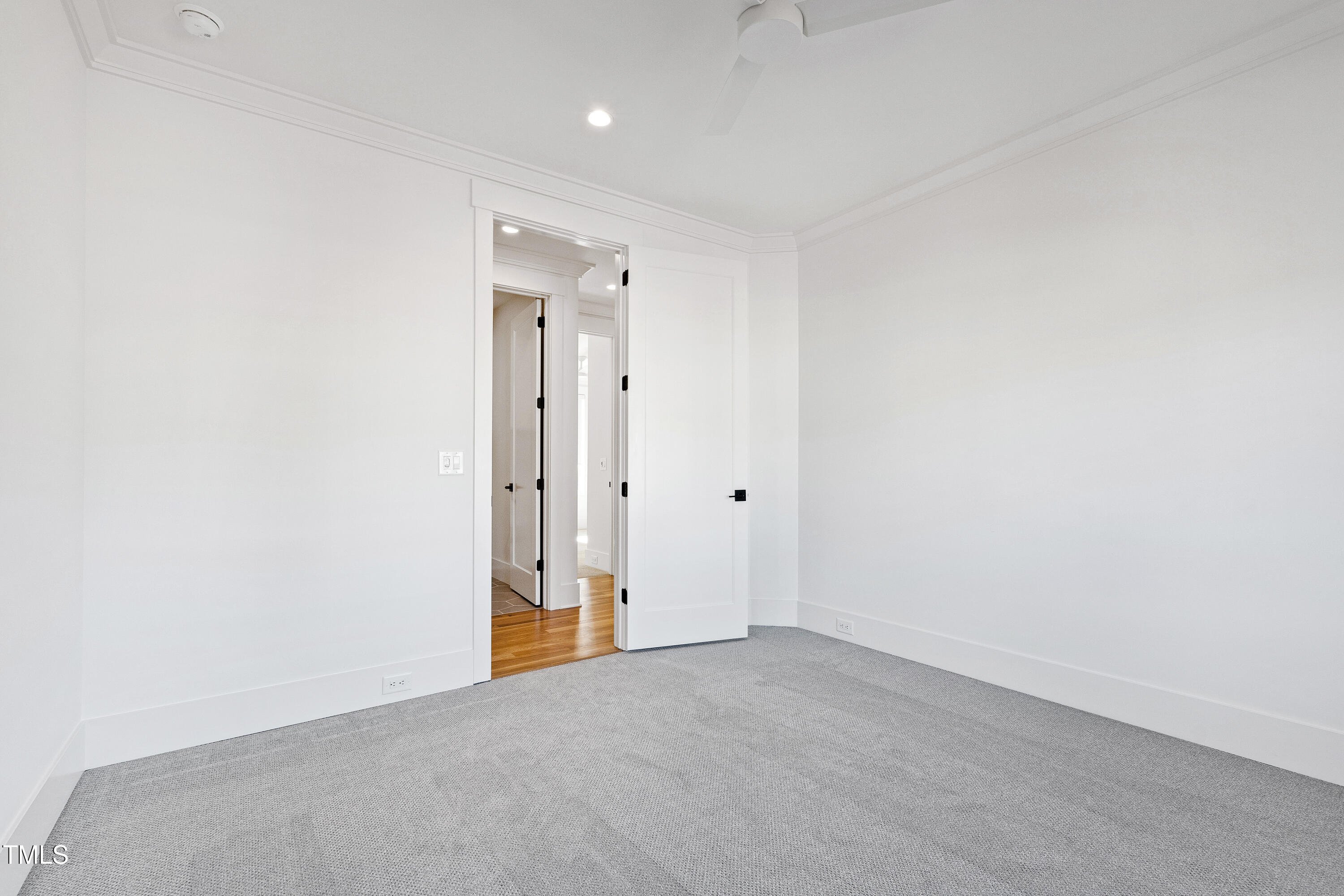 1610 Carson Street Property Photo 48