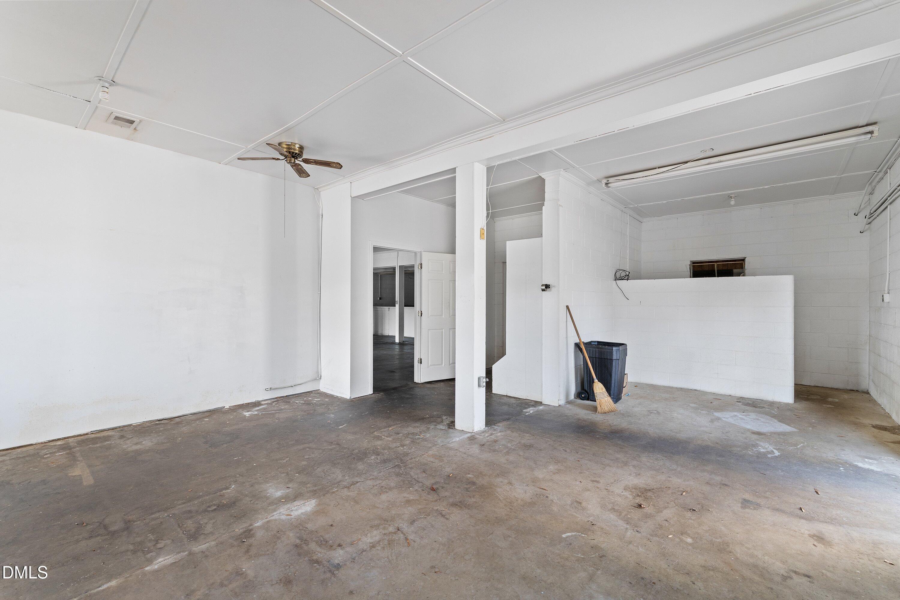 9801 Ten-ten Road Property Photo 30
