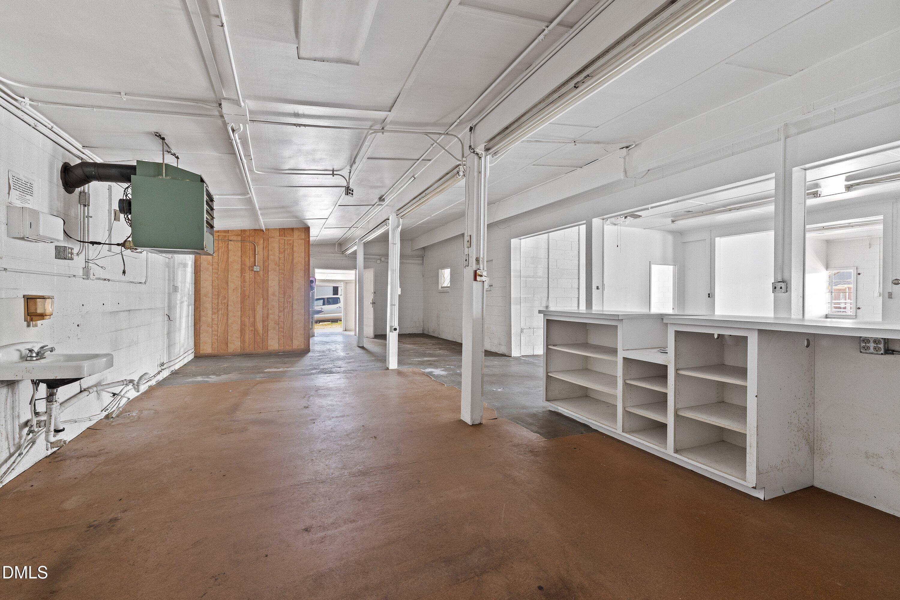 9801 Ten-ten Road Property Photo 38
