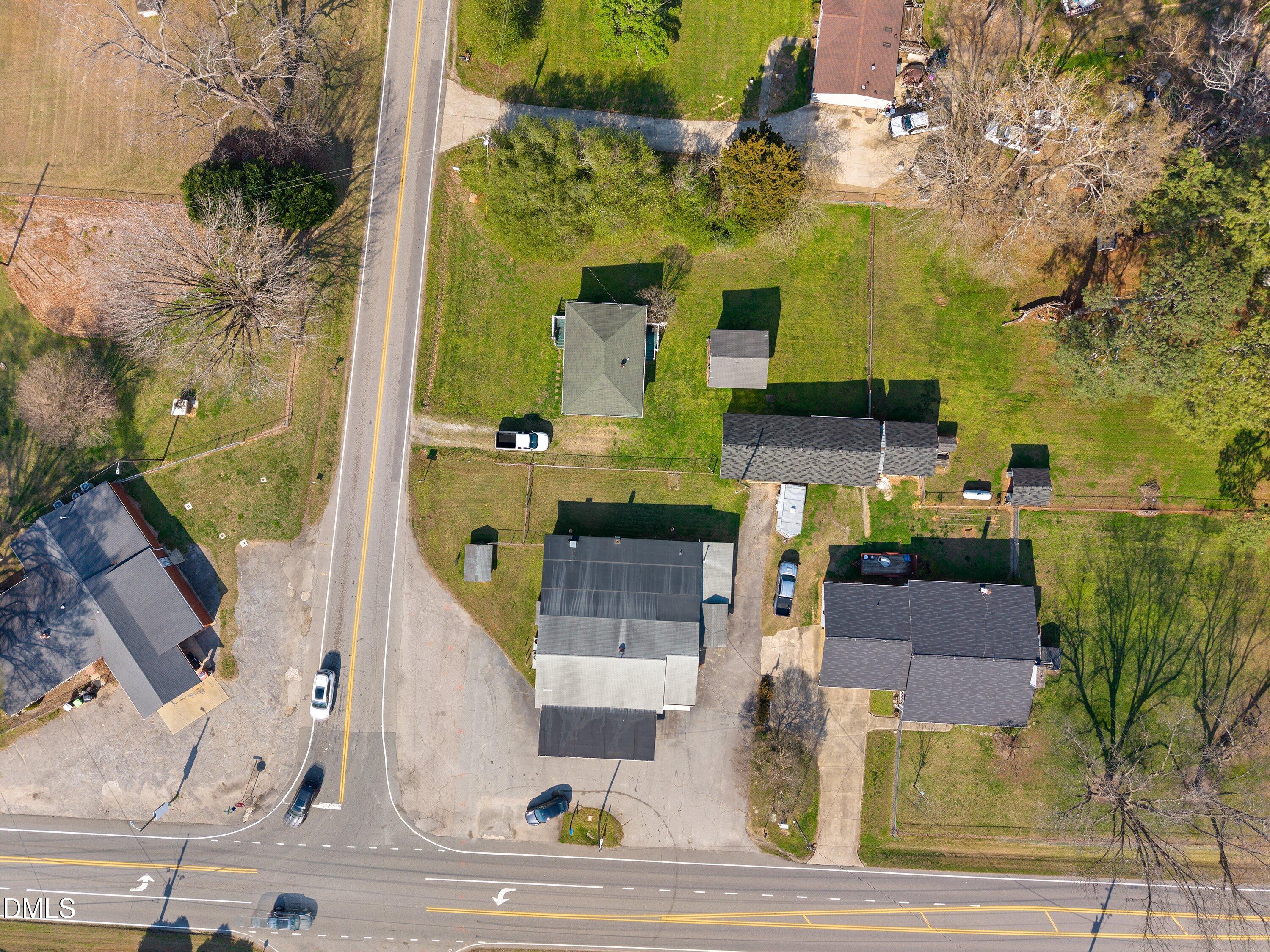 9801 Ten-ten Road Property Photo 41