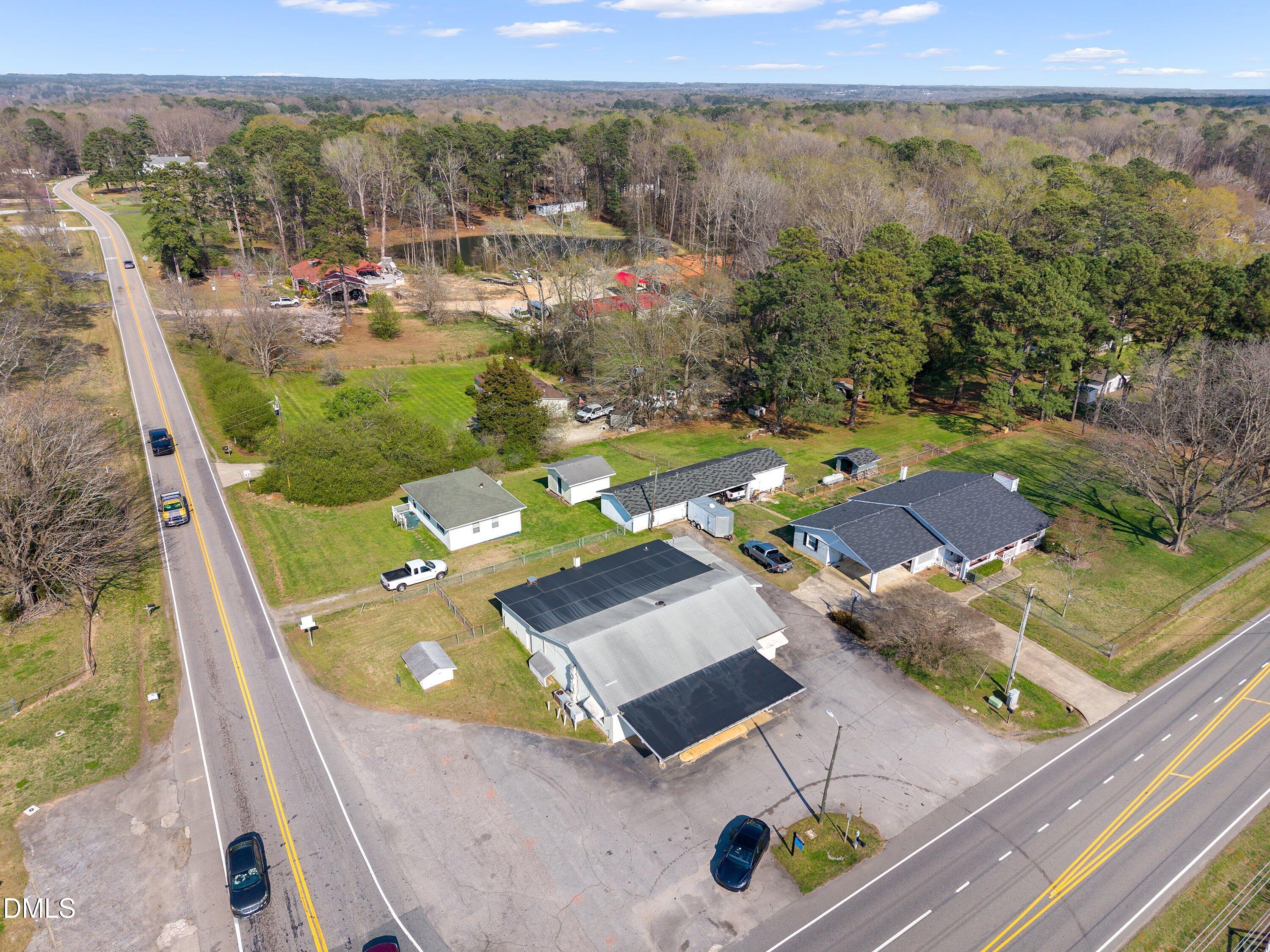 9801 Ten-ten Road Property Photo 42