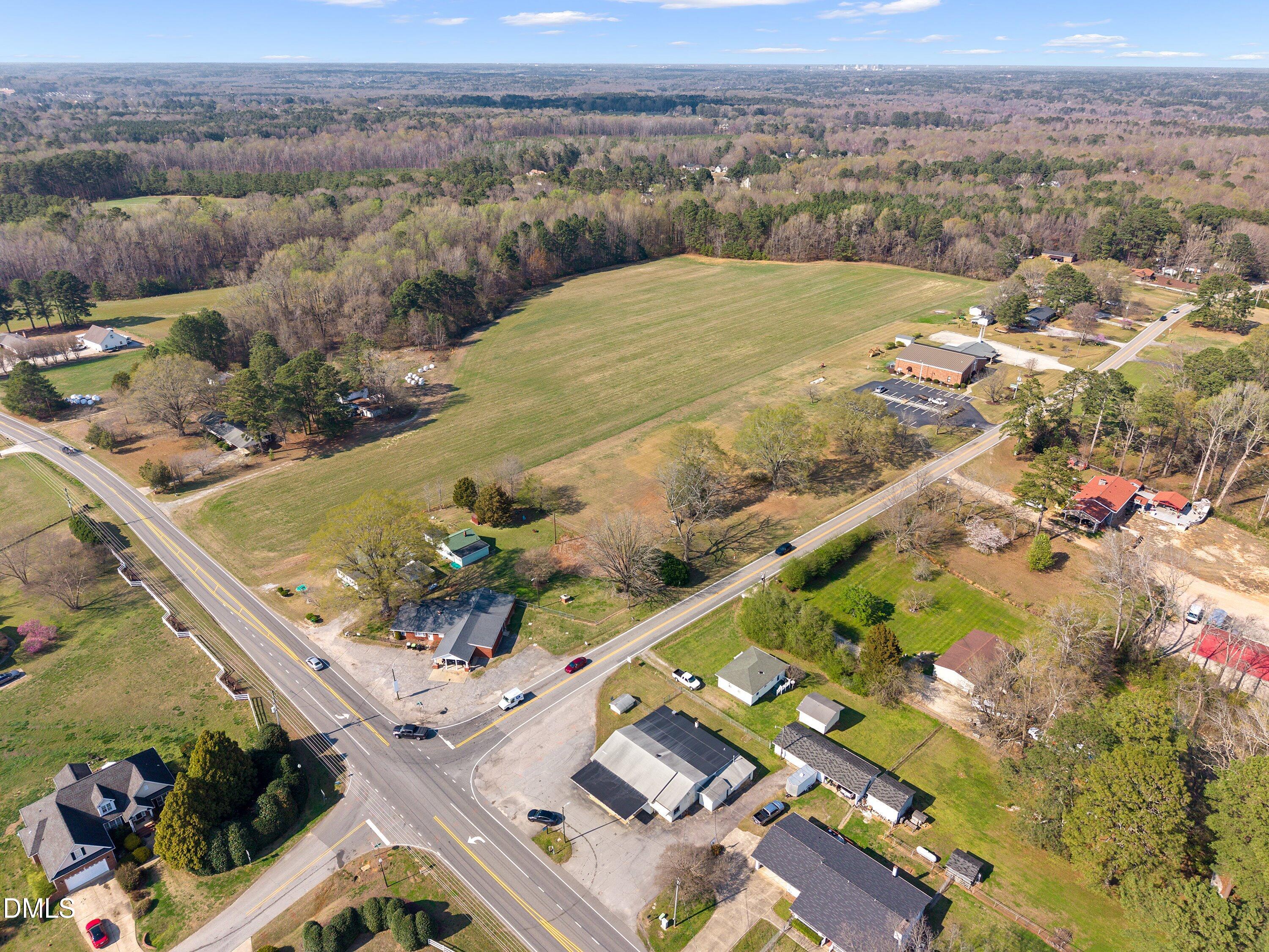 9801 Ten-ten Road Property Photo 46
