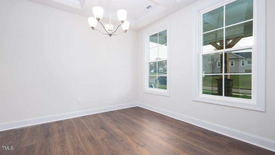 1873 Old Fields Boulevard Property Photo 5